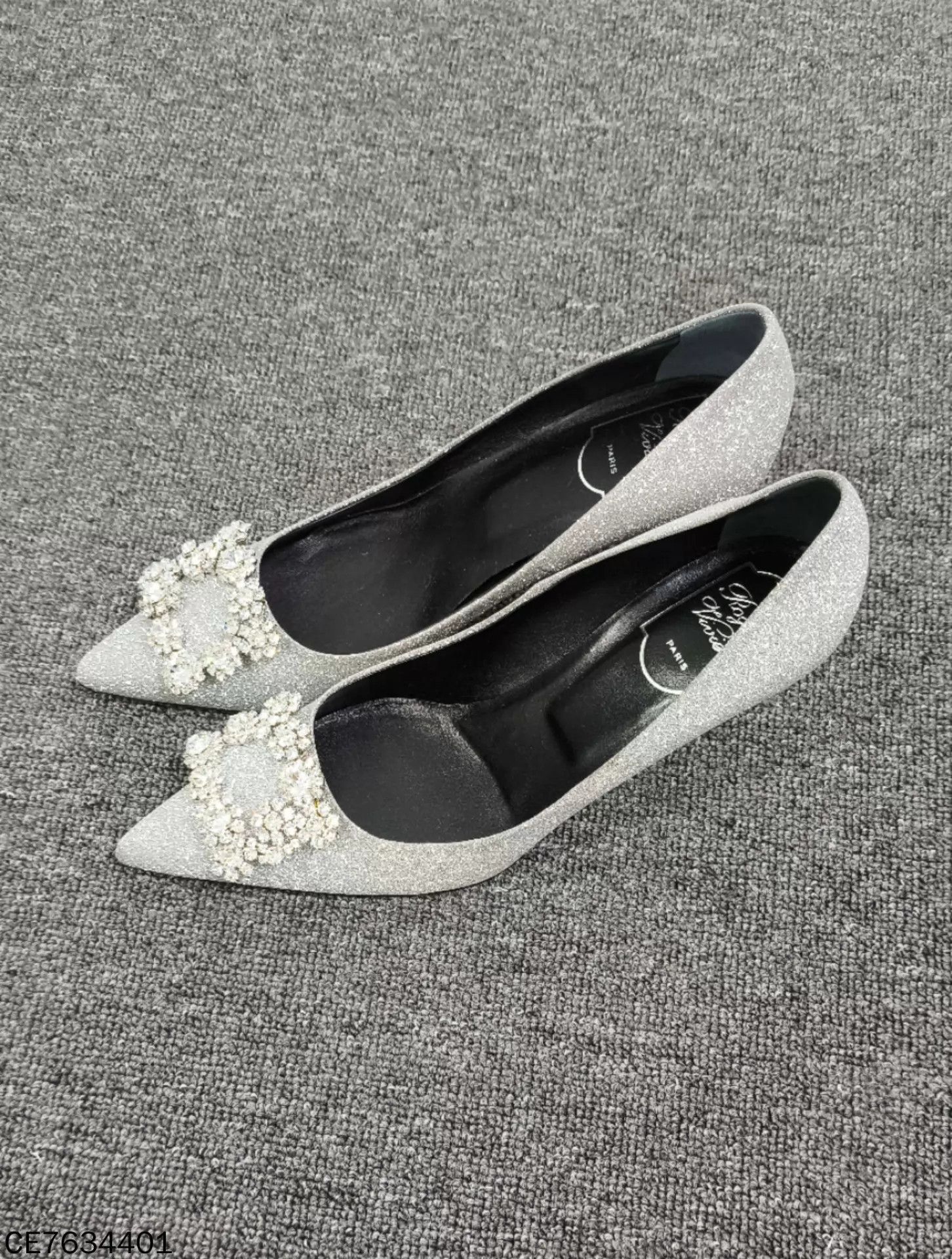 Roger Vivier Roger Vivier Rhinestone Buckle Glitter Heels 39.5 Size US 9 / IT 39 - 1 Thumbnail