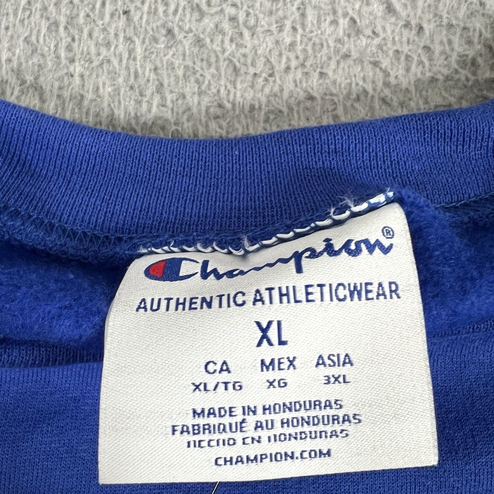Champion Champion Sweater Mens XL Blue Pullover Sweatshirt Crew Neck 100% Cotton Blend Knit Logo: Champion, Regular Fit, Long Sleeve, Sport/Classic Casualwear Size US XL / EU 56 / 4 - 5 Thumbnail