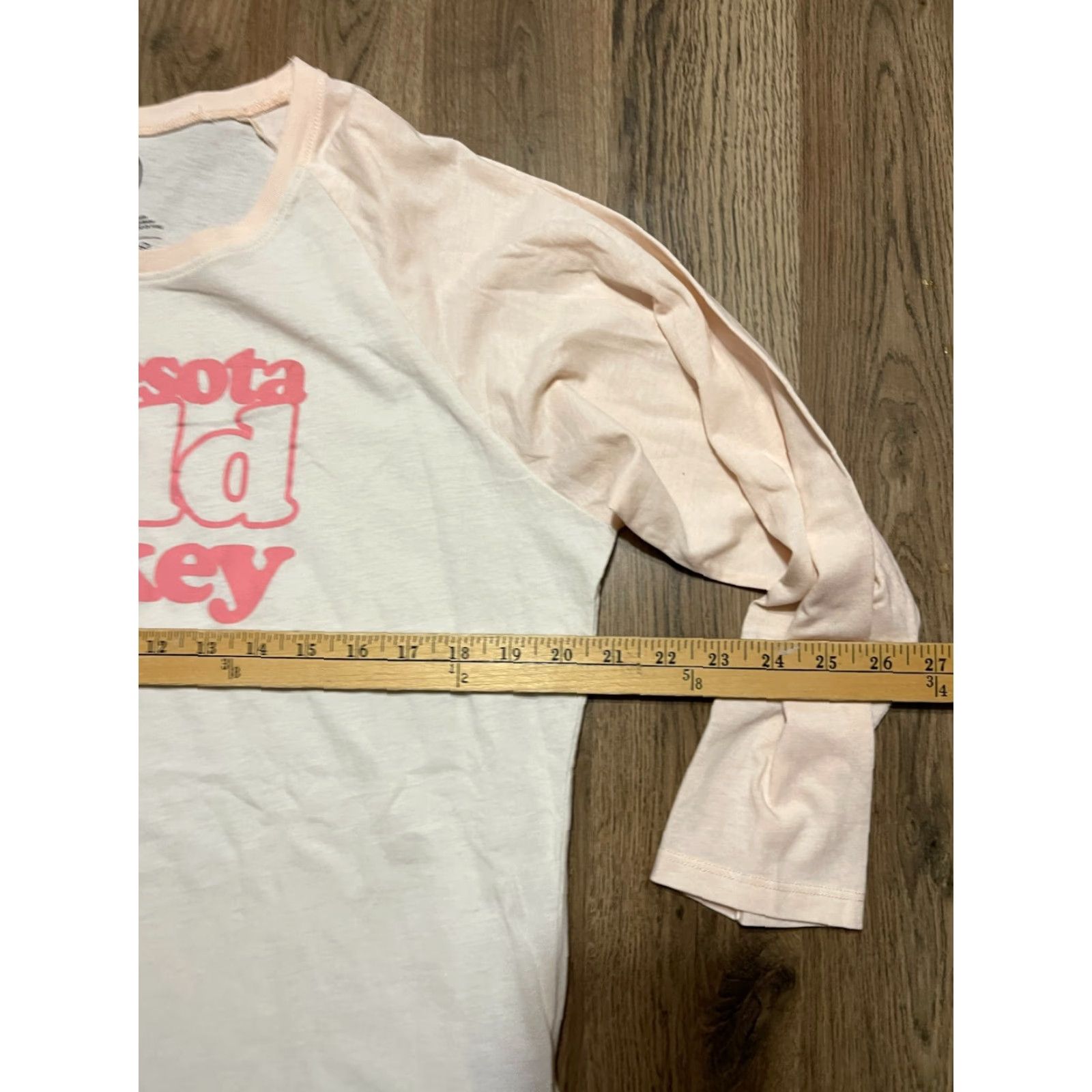 Vintage '47 Shirt Women's XXL Pink White Minnesota Wild NHL Long Sleeve Shirt Regular Women's T-Shirt - White, Long Sleeve, Pullover, Casual, 2XL' Size XXL / US 16-18 / IT 52-54 - 7 Thumbnail