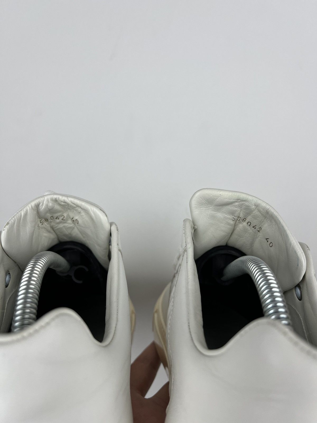 Balenciaga Balenciaga Embossed Leather Lowtop Sneakers Size US 7.5 / EU 40-41 - 10 Thumbnail