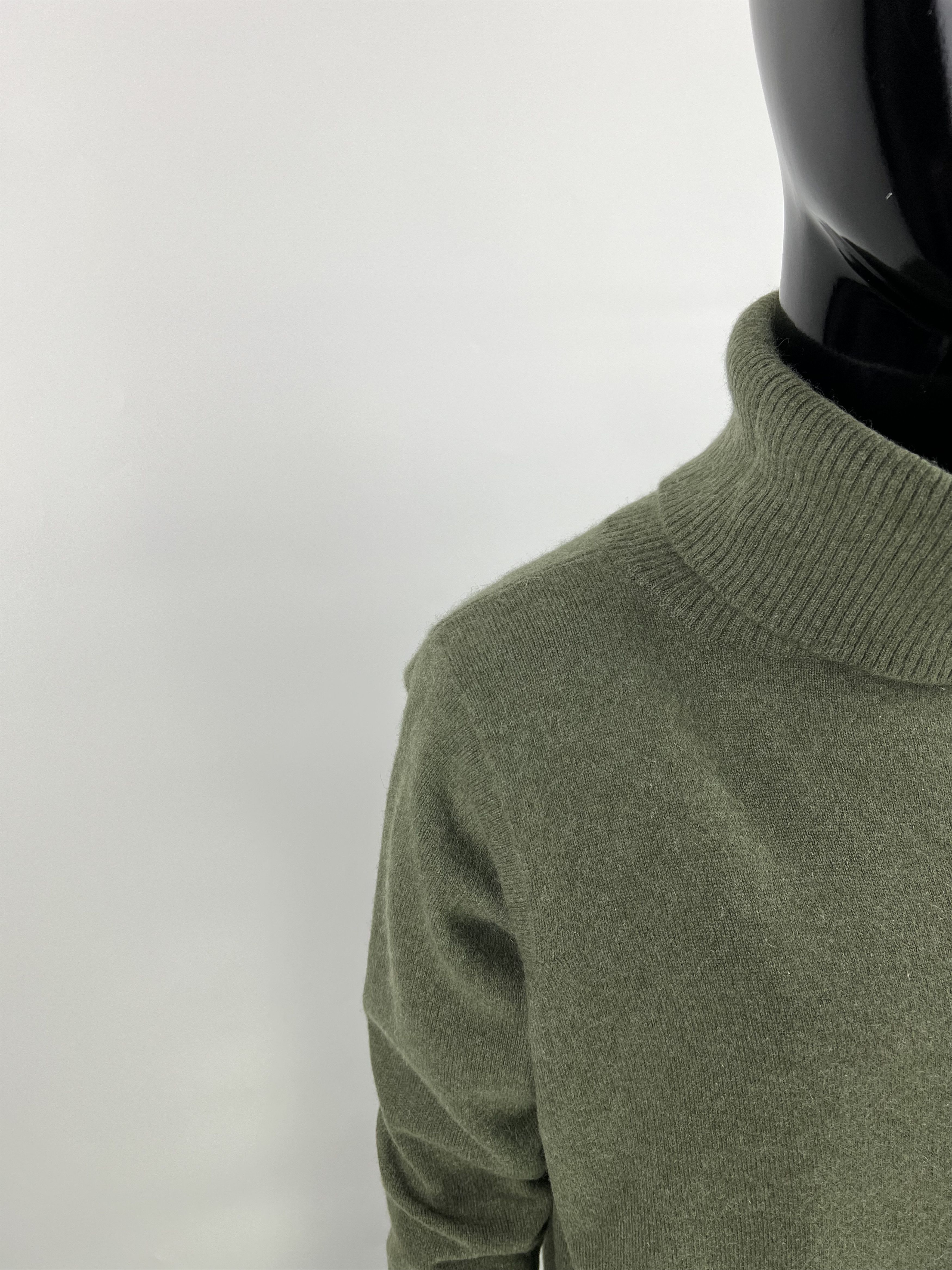 Designer Denner London 100% Cashmere Turtleneck Sweater Size M/L Size M / US 6-8 / IT 42-44 - 5 Thumbnail