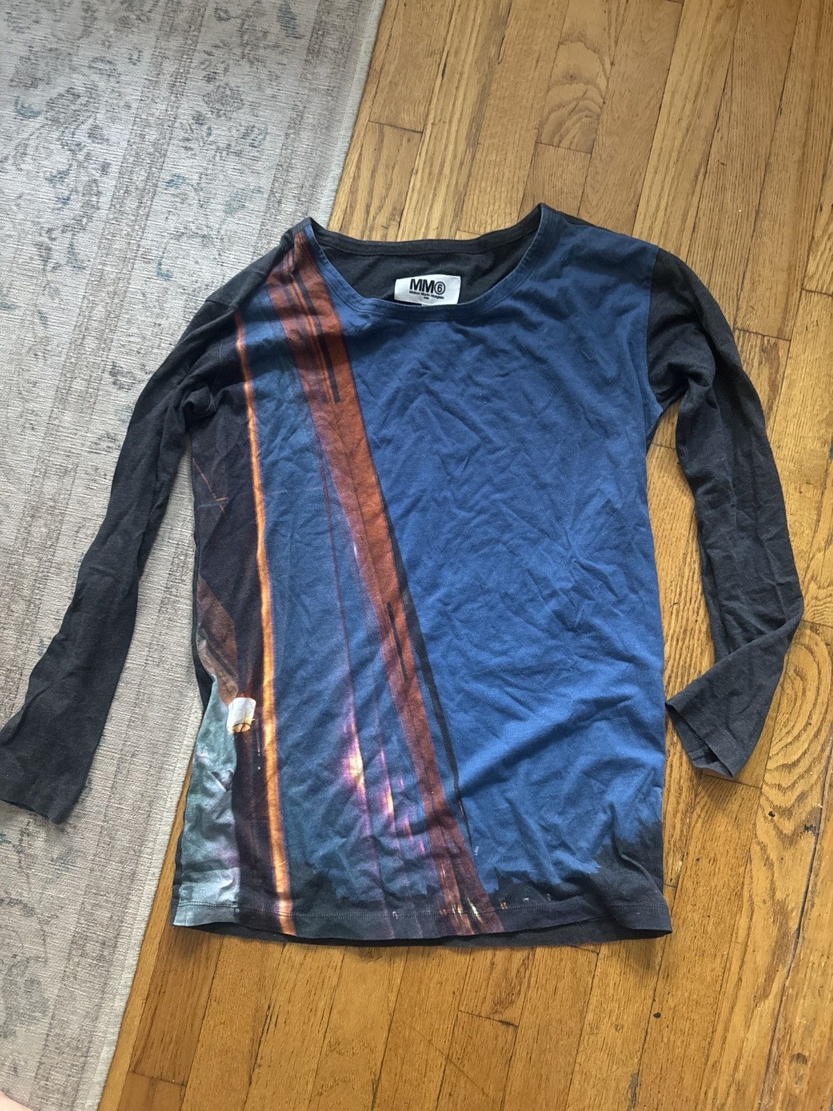 MM6 Landscape long sleeve from Maison Margiela Size S / US 4 / IT 40 - 1 Thumbnail