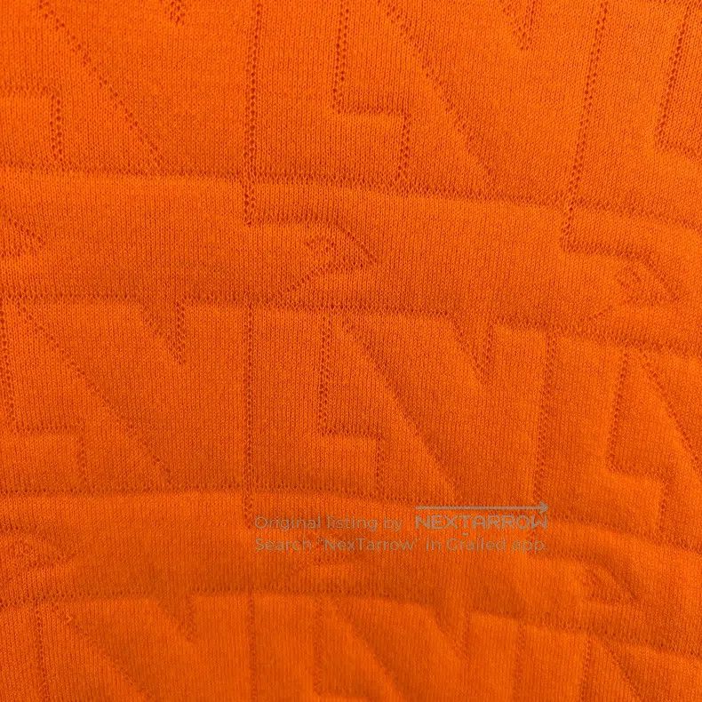 Louis Vuitton Louis Vuitton Orange embossed logo sweatshirt Size US XL / EU 56 / 4 - 4 Thumbnail