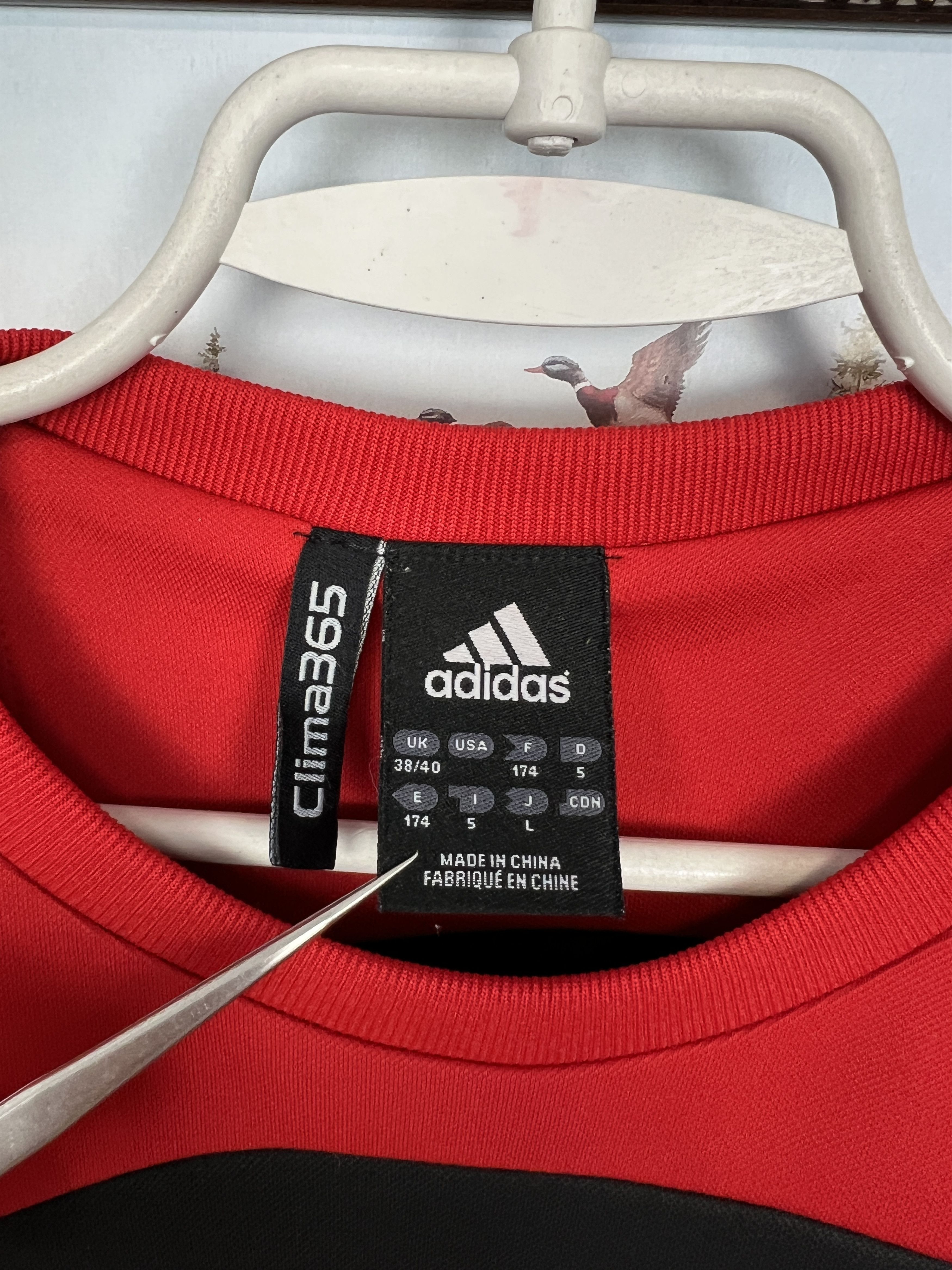 Adidas Vintage Adidas Liverpool Football Sweatshirt Soccer Size US M / EU 48-50 / 2 - 9 Thumbnail