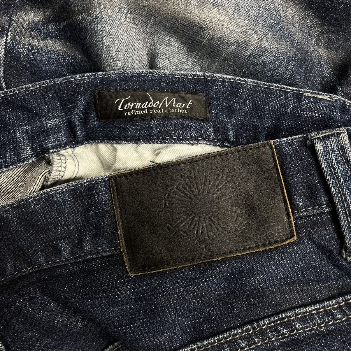 Tornado Mart Tornado Mart whisker wash boot cut low rise denim pants Size US 32 / EU 48 - 10 Thumbnail