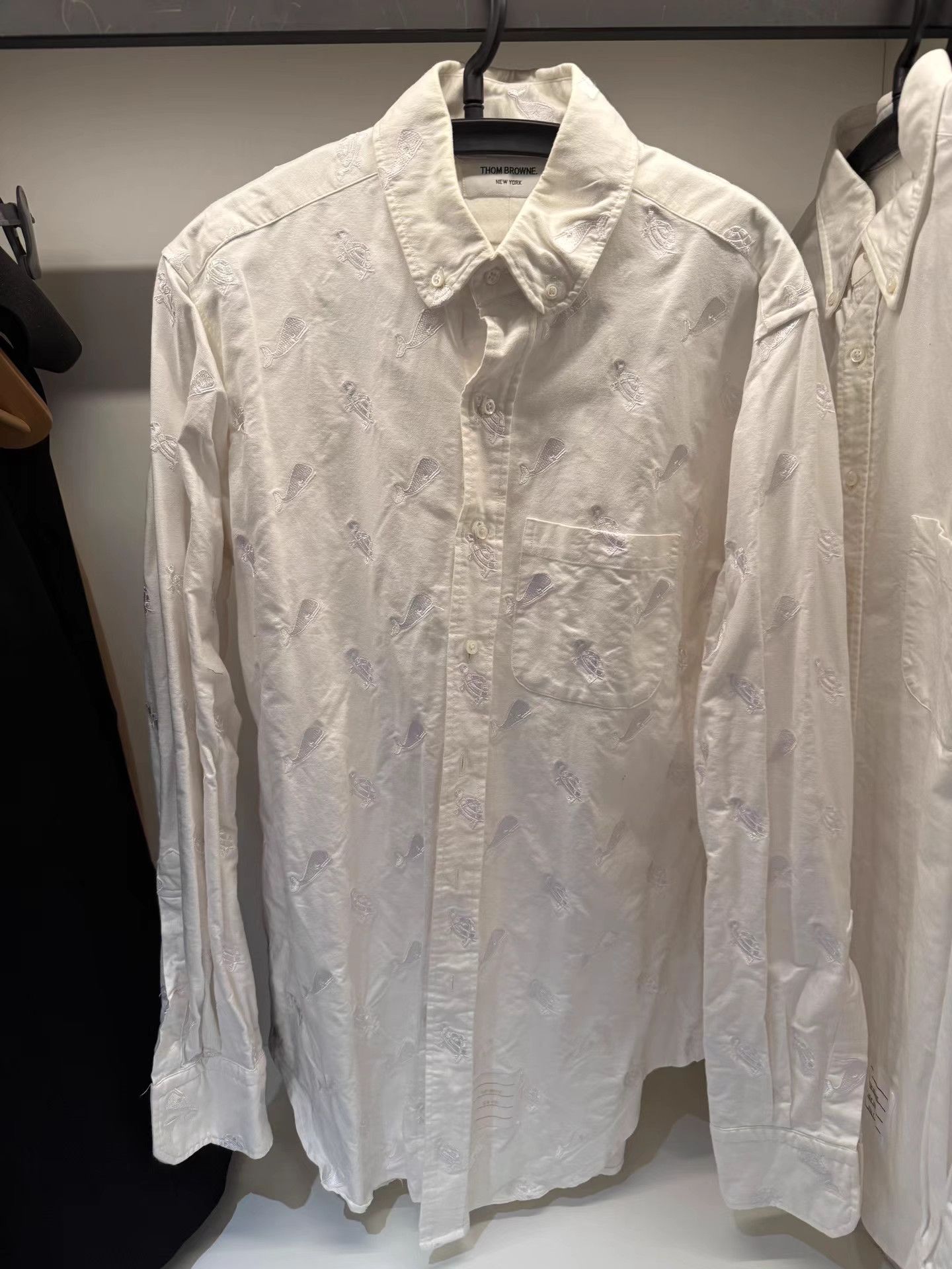 Thom Browne Thom Browne Marine Animal Print Shirt K27 Size US XL / EU 56 / 4 - 1 Thumbnail