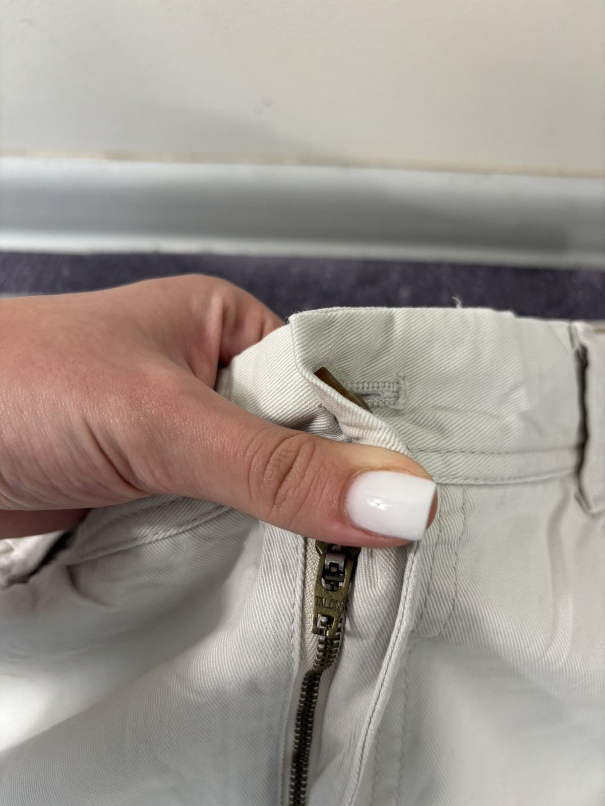 Izod Vintage IZOD 2000s Y2K Hype Utility Military Cargo Shorts Size US 32 / EU 48 - 11 Thumbnail