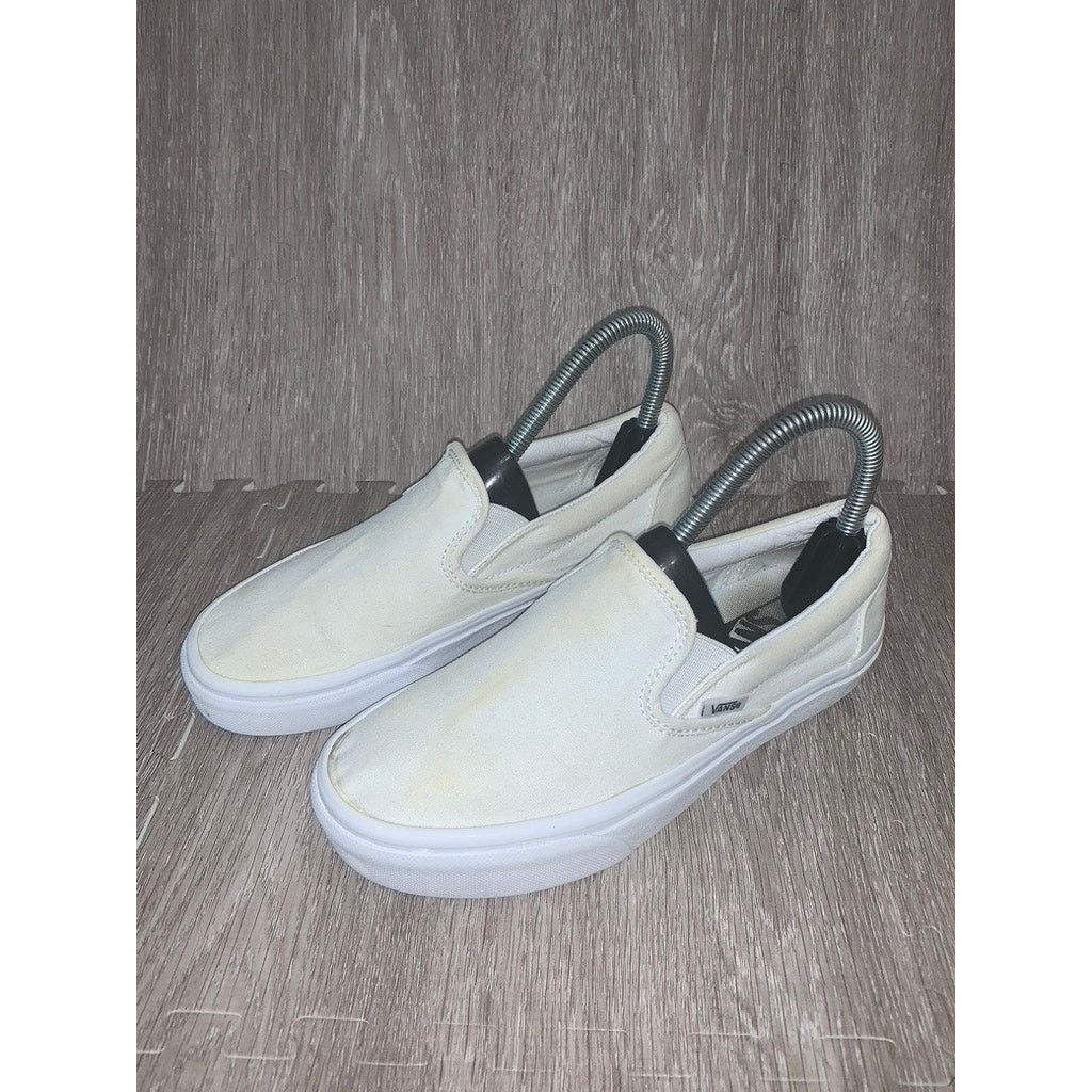Vans Vans Classic Slip-On Unisex Shoes White Women's 6 Sneakers Size US 6 / IT 36 - 1 Thumbnail