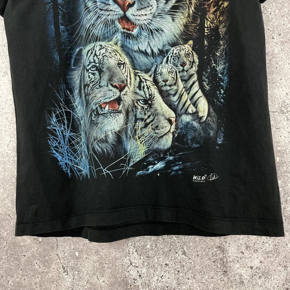 Vintage Vintage Wild Animal Tee Big Double Logo Tiger Size M Size US M / EU 48-50 / 2 - 4 Thumbnail