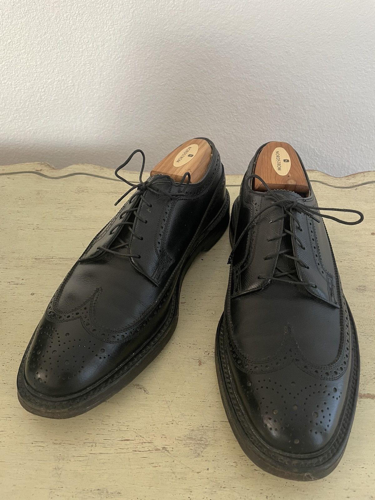 Florsheim Kenmoor Wingtip Derby Size US 9 / EU 42 - 1 Thumbnail