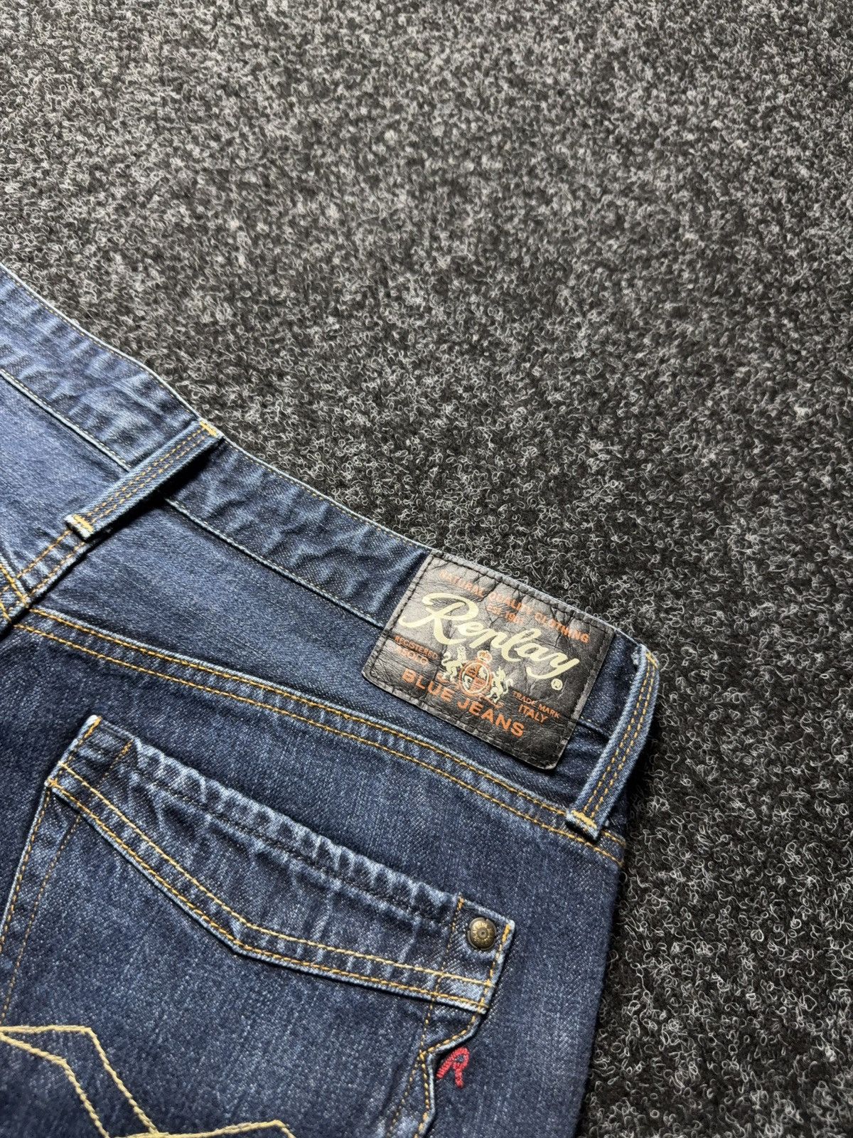 Replay Luxury 00s Y2K Replay Jimi Jeans M983 Straight Bootcut Denim Size US 34 / EU 50 - 15 Thumbnail