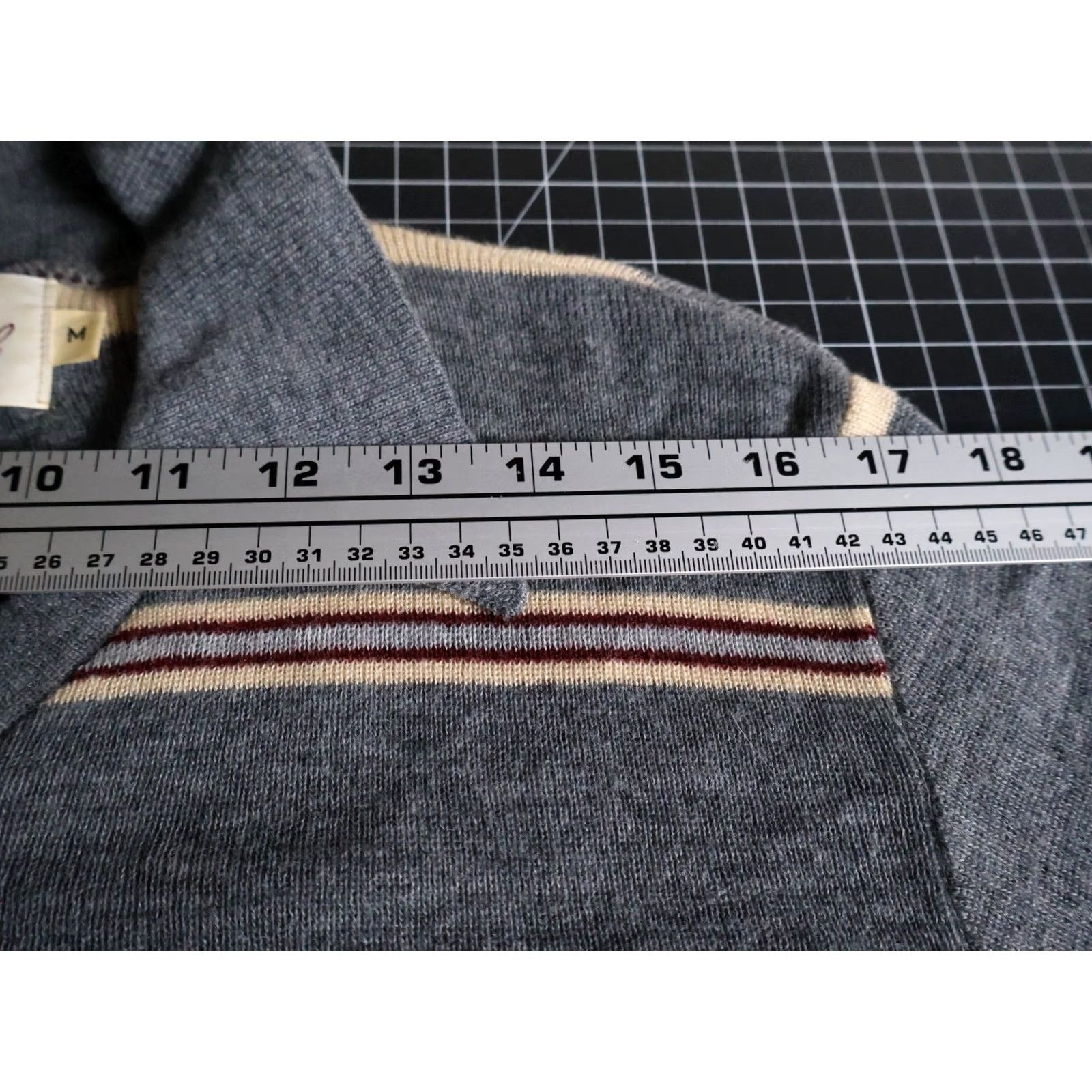 Vintage VINTAGE Donegal Sweater Mens S Gray 70s Men Tag Cream Striped Thin Acrylic Size US S / EU 44-46 / 1 - 6 Thumbnail