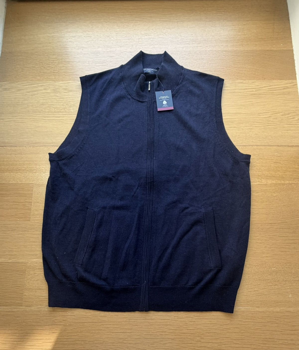 Charles Tyrwhitt Full zip merino sweater vest Size US XL / EU 56 / 4 - 1 Thumbnail