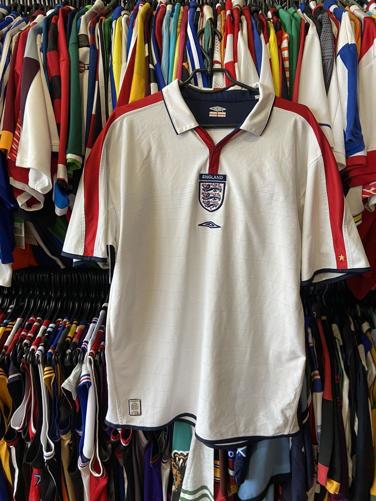 Umbro 2004 Umbro England Team Reversible Home Soccer Jersey Sz XL Size US XL / EU 56 / 4 - 2 Thumbnail