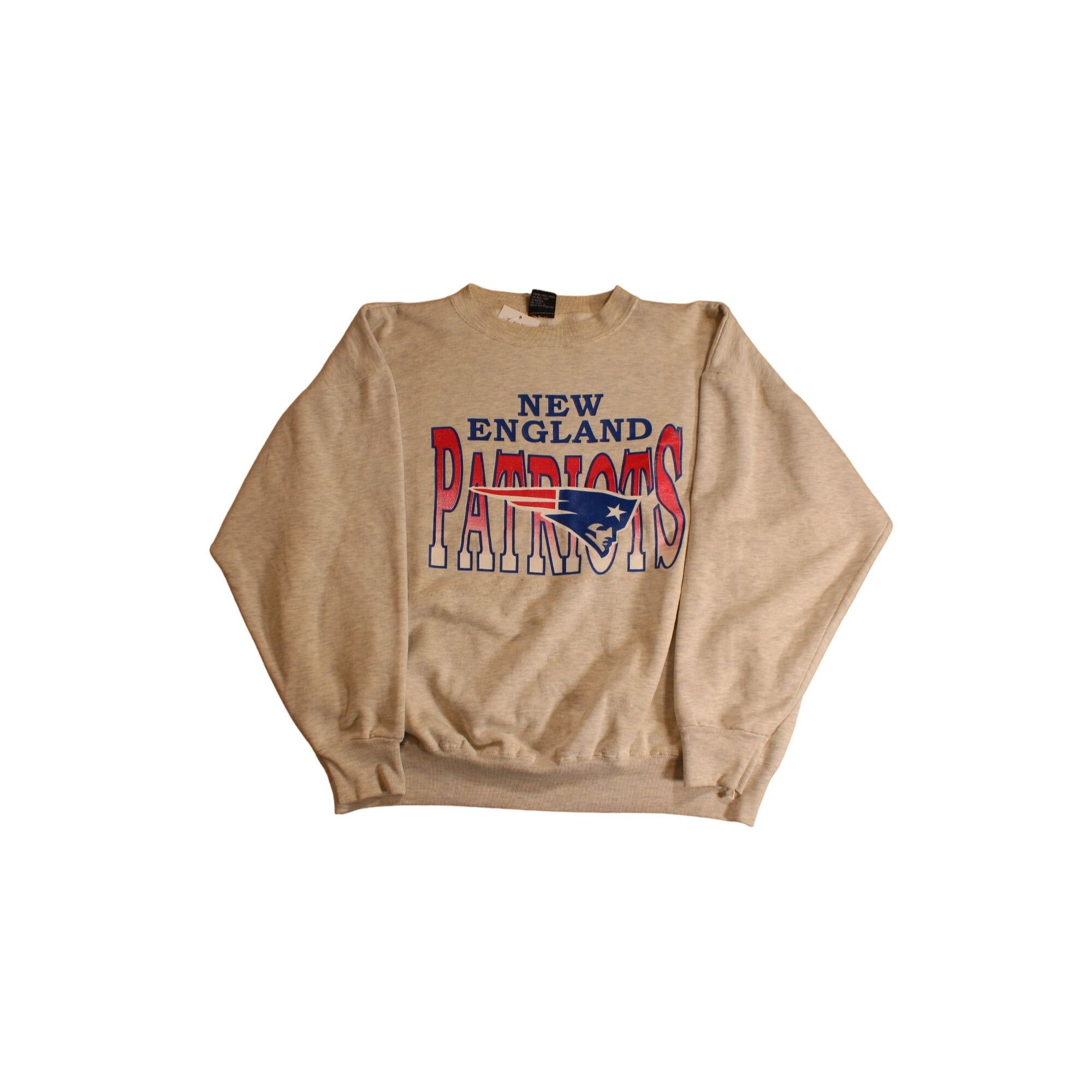 Vintage 90s New England Patriots Embroidered Crewneck Sweatshirt