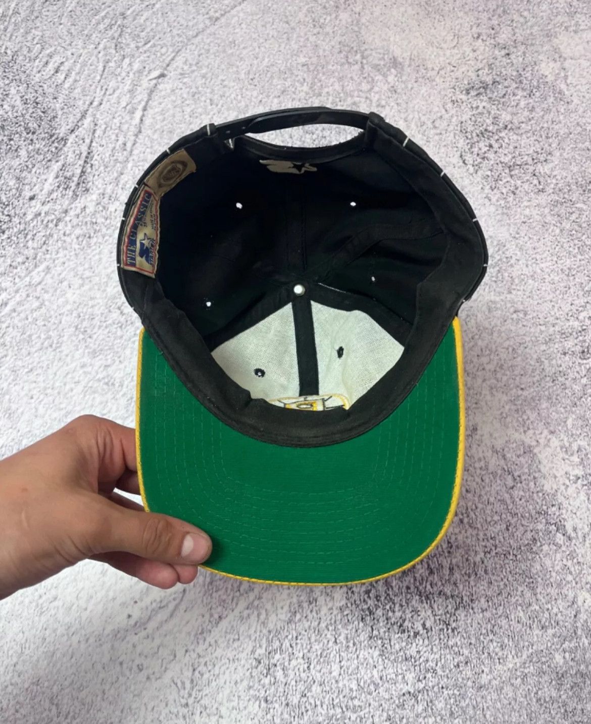NFL × Vintage VTG NHL BOSTON BRUINS STARTER SNAPBACK HAT 90s TEEN JAPAN Size ONE SIZE - 5 Thumbnail