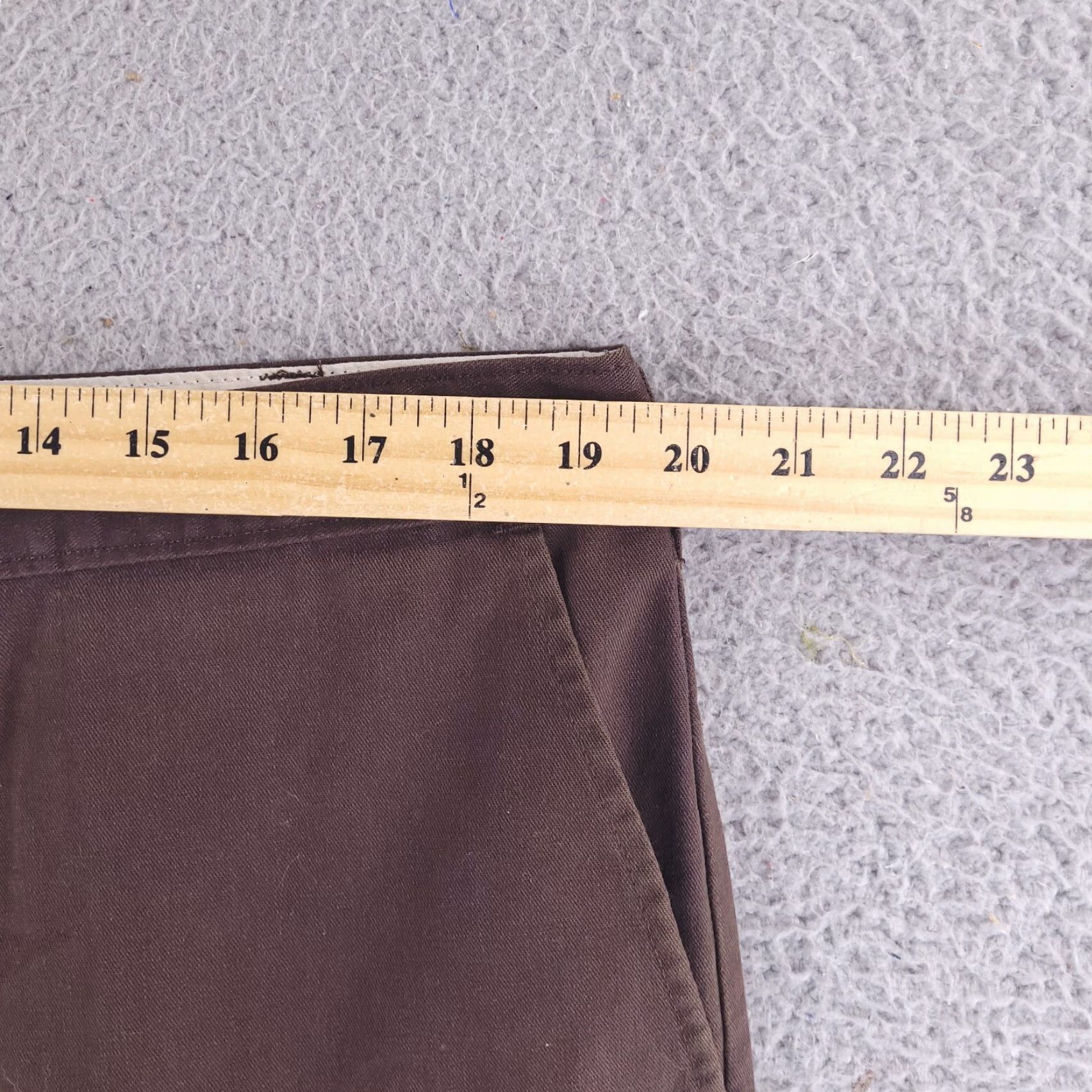 Dickies Dickies Shorts Mens 39 Brown Cargo Work Casual Polyester Cotton Blend - Flat Front - 38 Waist - Brown - Cargo - Mens Size US 38 / EU 54 - 7 Thumbnail