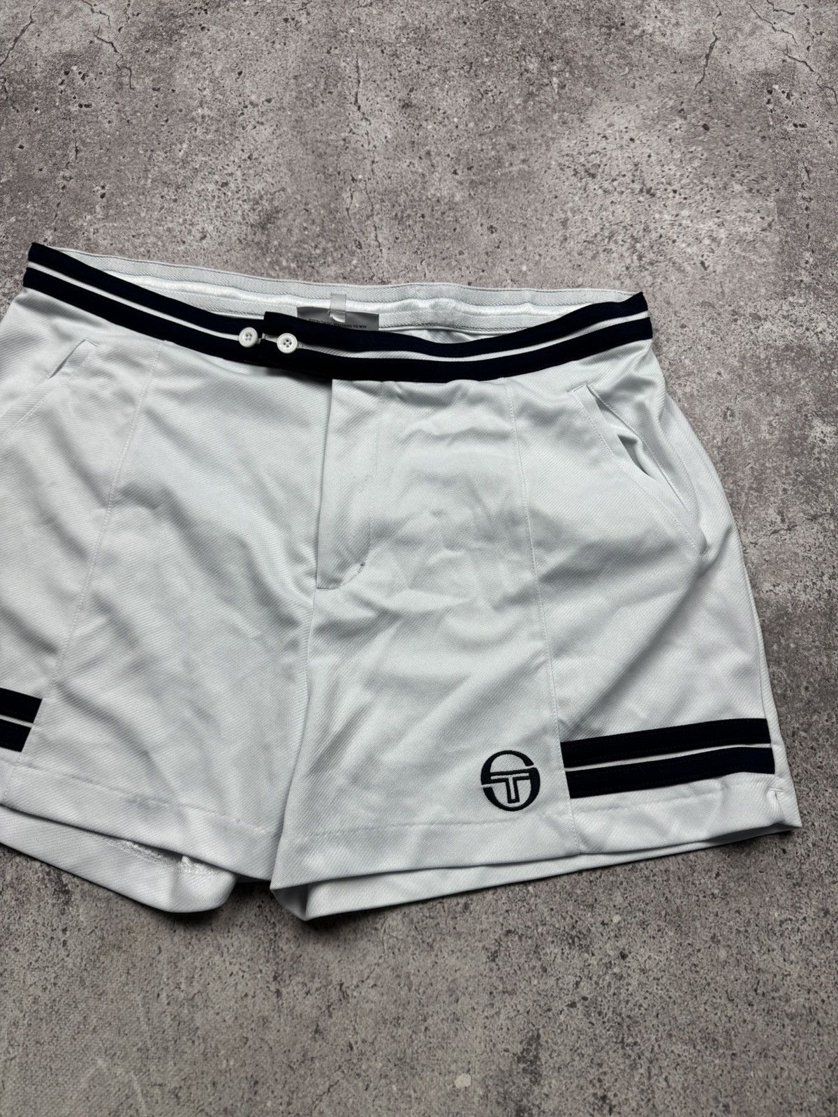 Sergio Tacchini Vintage Sergio Tacchini Y2K 90’s Tennis Shorts Roger Nadal Size US 38 / EU 54 - 2 Thumbnail