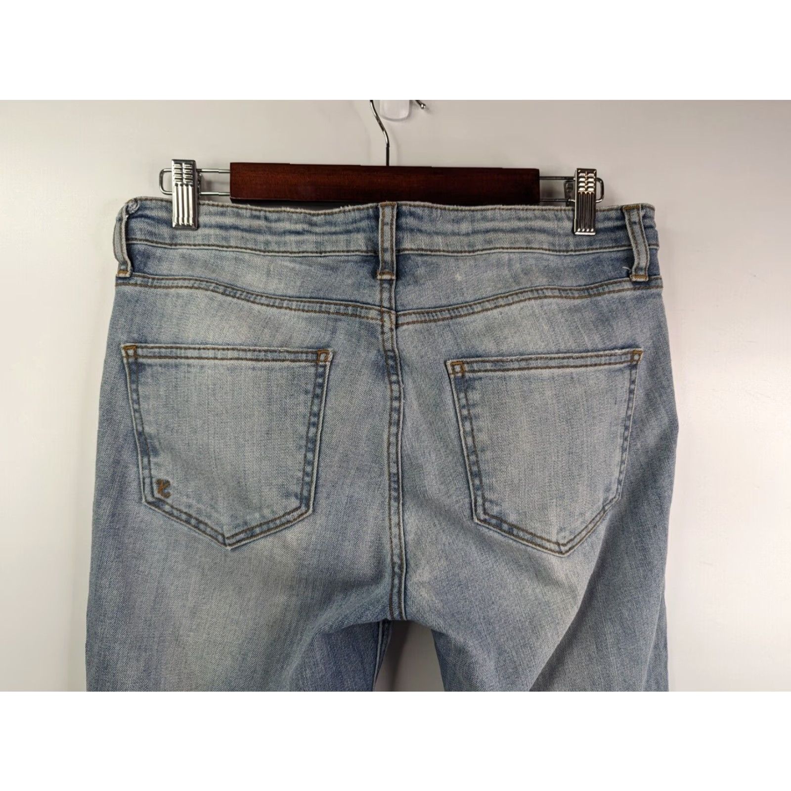 Vintage KUT From the Kloth Jeans Womens Regular Light Wash Denim Blue Cotton Spandex Slim Straight 5-Pocket Logo Comfort Easy Care Size 26" / US 2 / IT 38 - 5 Thumbnail