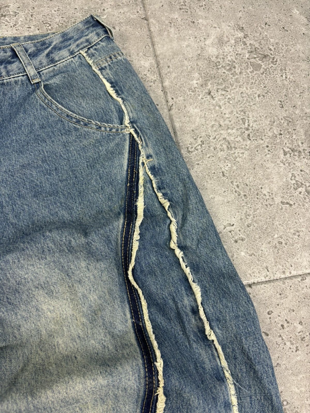 If Six Was Nine × Japanese Brand × Vintage 2000s Vintage Y2K Denim Flared Baggy Pants Distressed Hype Size US 32 / EU 48 - 7 Thumbnail