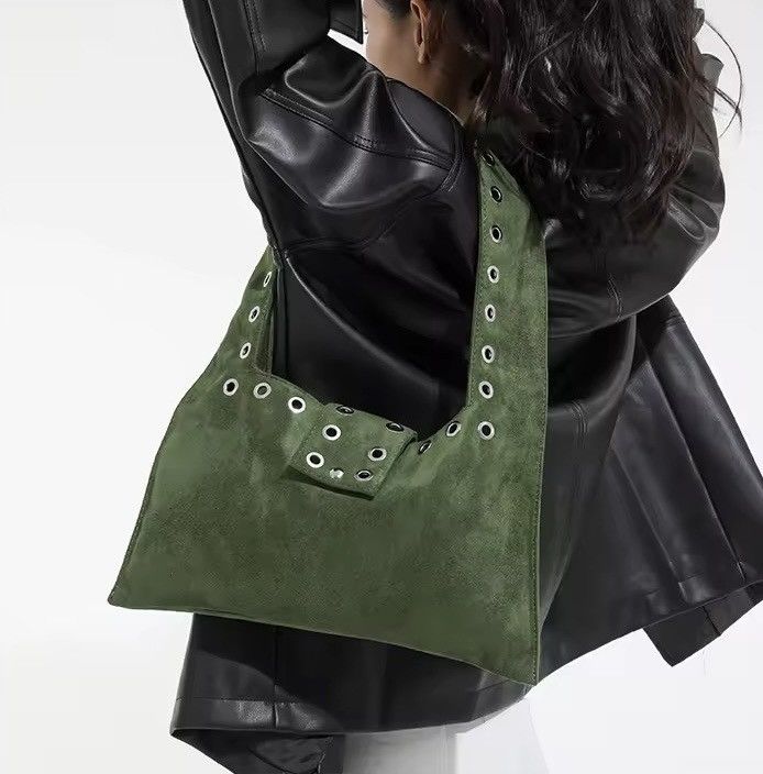 Other Streetwear Rivets Gothic Punk Capacity Shoulder Bag Size ONE SIZE - 6 Thumbnail