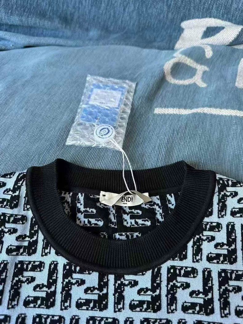 Fendi Fendi Printed Short Sleeve Knit Top Size US M / EU 48-50 / 2 - 3 Thumbnail