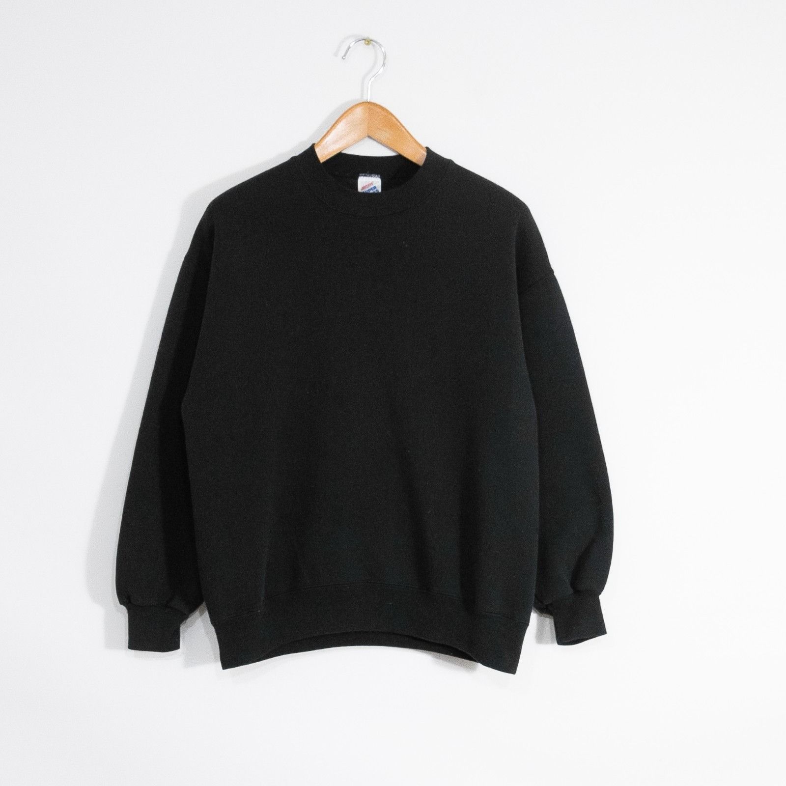Jerzees Vintage 90s Jerzees Blank Sweatshirt Large Black Distressed Size US L / EU 52-54 / 3 - 1 Thumbnail