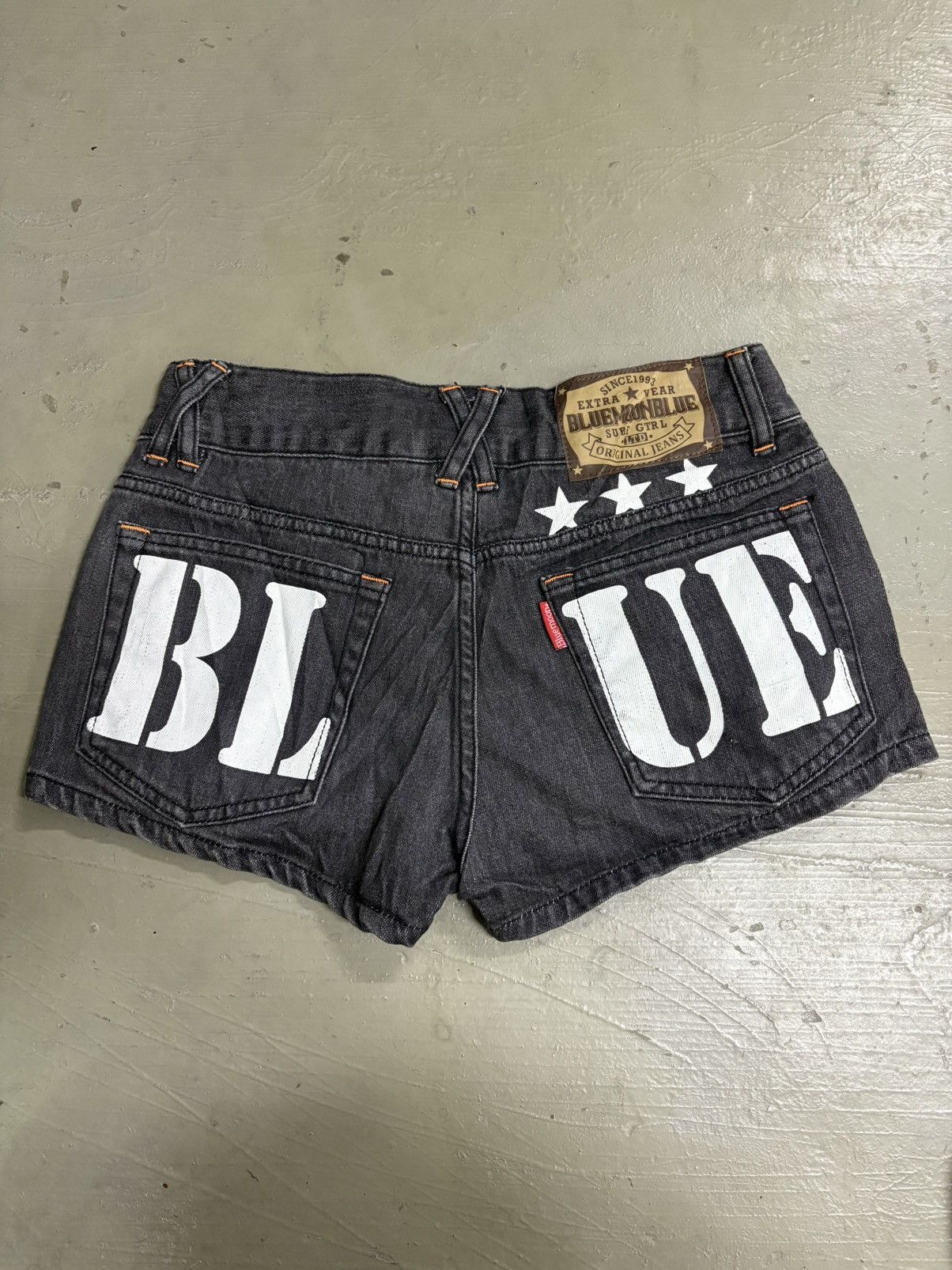Hysteric Glamour Paint Splatter assymetrical denim mini short Blue Blue Japan Size 29" - 2 Thumbnail