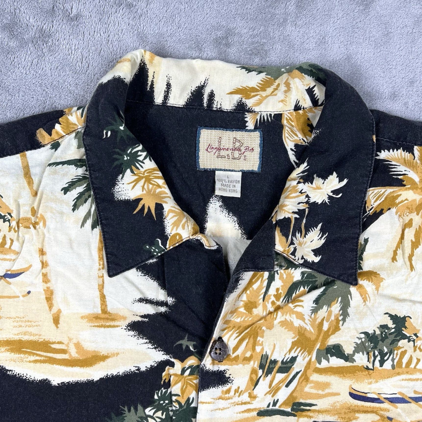 Vintage VINTAGE Linguine & Bob Hawaiian Shirt Men's Button Up Size L Blue Floral Short Sleeve Regular Button-Up 100% Rayon Size US L / EU 52-54 / 3 - 6 Thumbnail