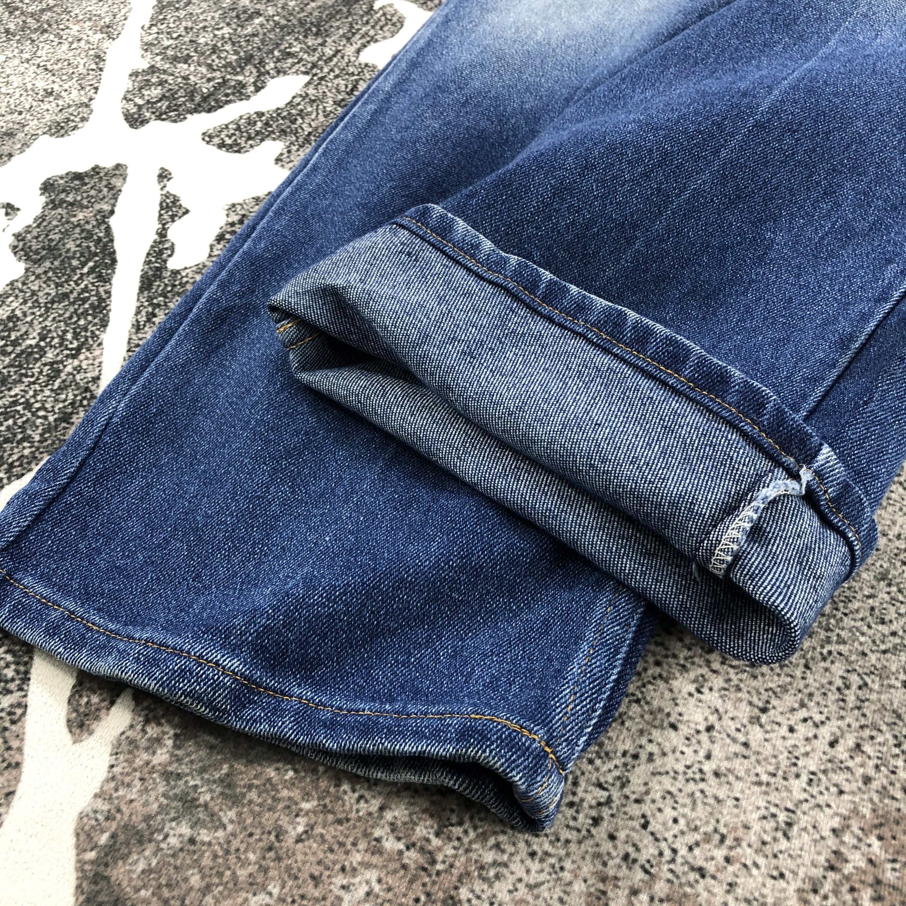 Levi's Vintage Levis 547 Jeans Blue Wash Denim KJ864 Size US 37 - 5 Thumbnail
