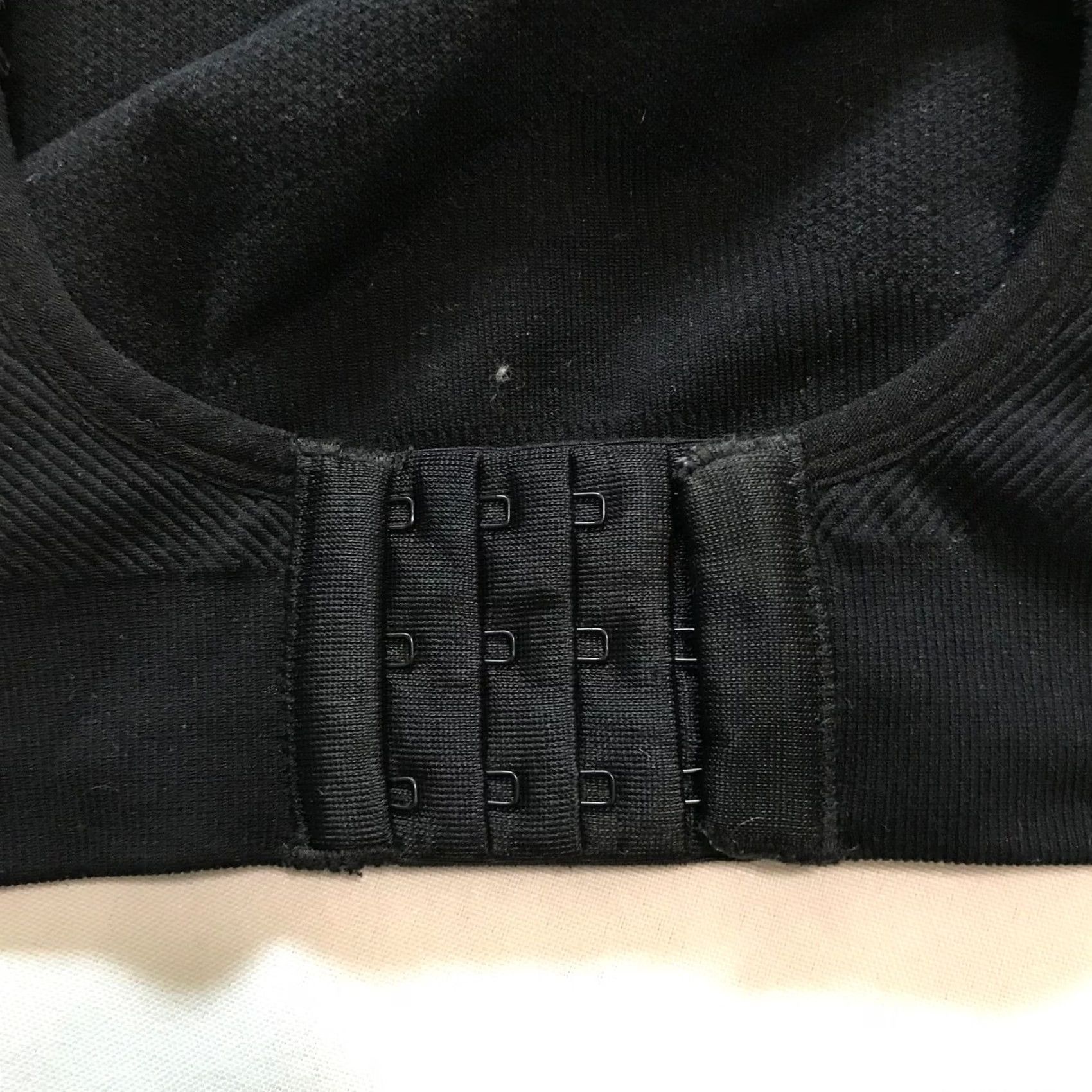Athletic Works Soma Black Seamless Sports Bra Comfort Support Hook and Eye Closure XL Size ONE SIZE - 3 Thumbnail