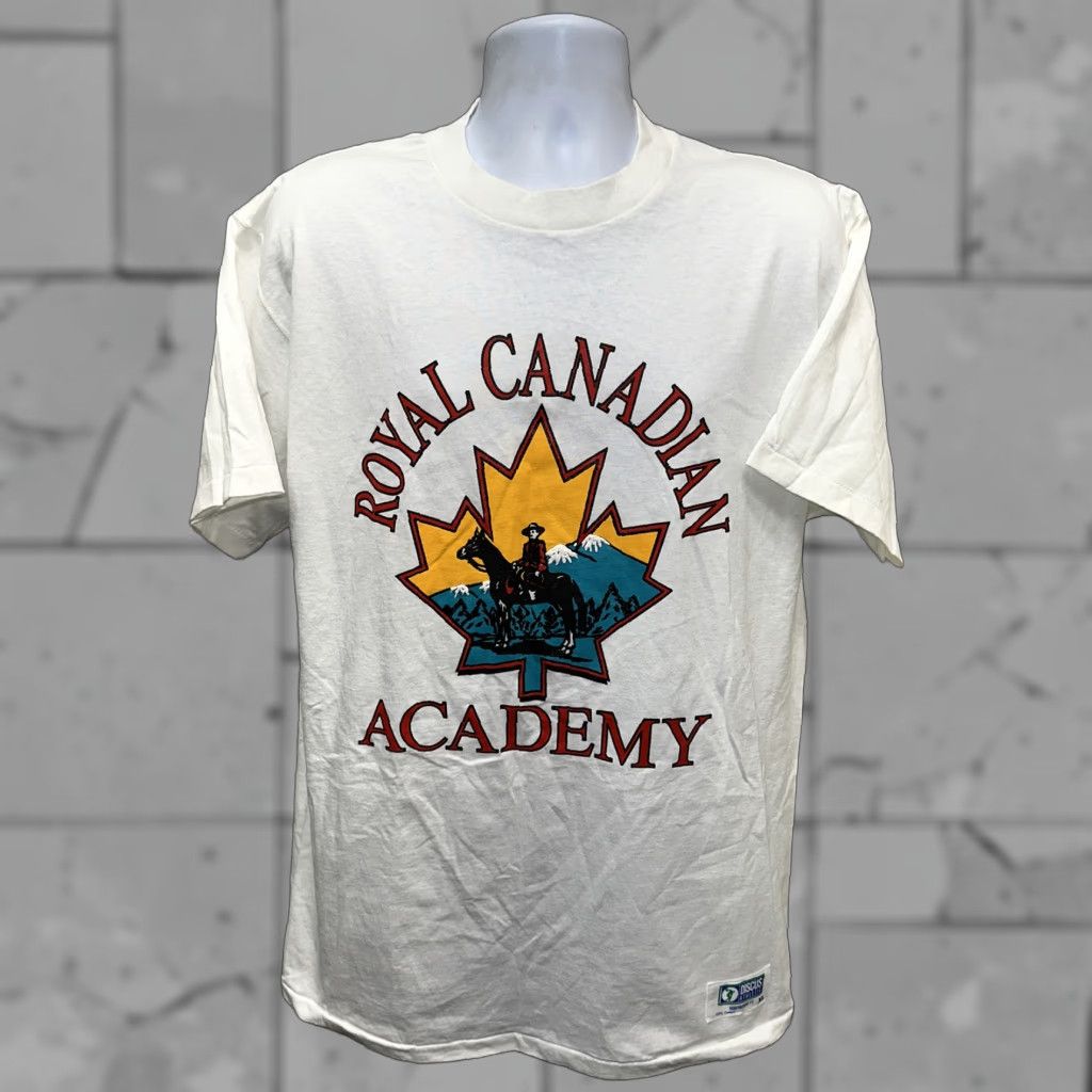 Vintage Discus Athletic Mens White ROYAL CANADIAN ACADEMY Graphic T-Shirt Sz XL USA MADE Size US XL / EU 56 / 4 - 1 Thumbnail
