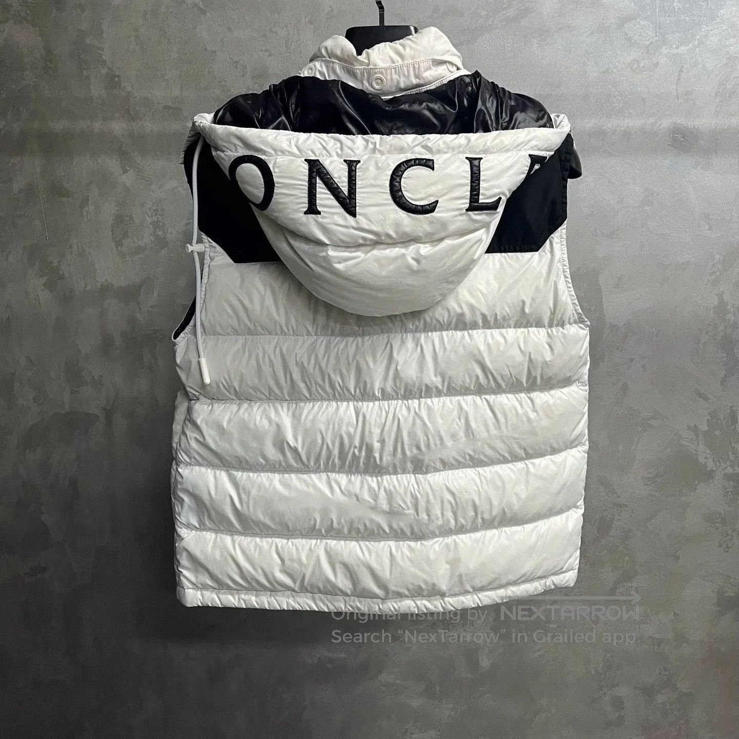 Moncler moncler hooded color. Size US S / EU 44-46 / 1 - 6 Thumbnail