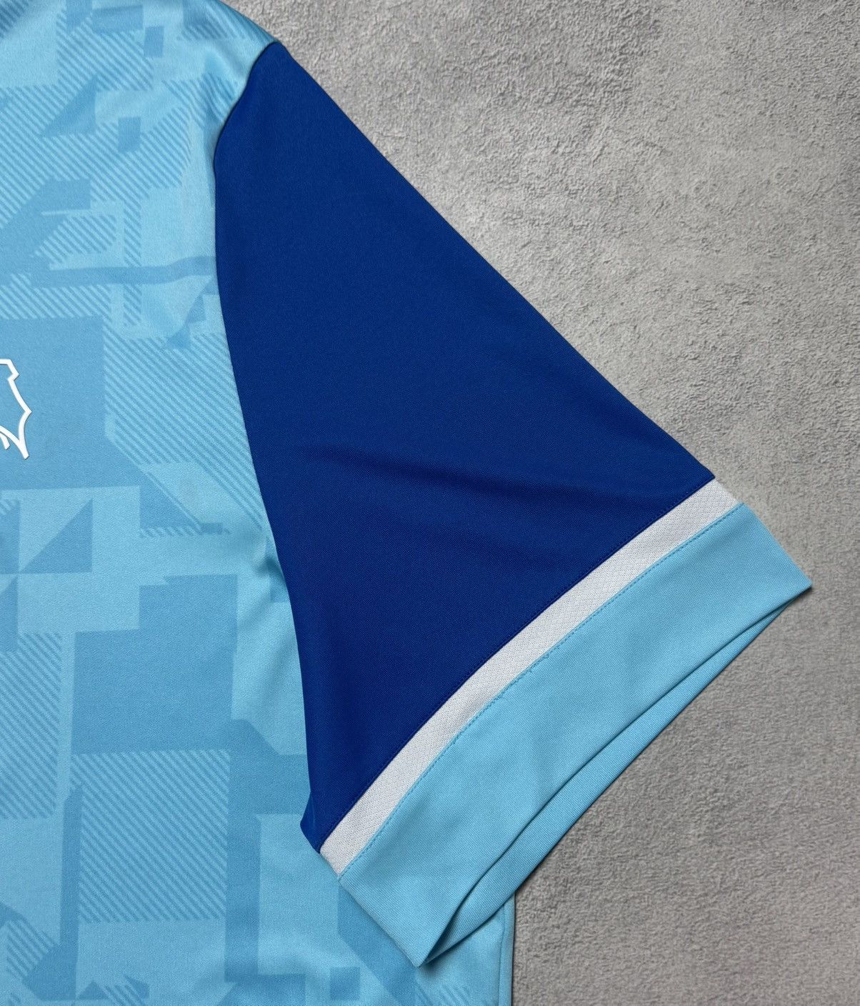 Umbro Derby County 2021 2022 Away Shirt Jersey Umbro size 4XL Size US XXL / EU 58 / 5 - 6 Thumbnail