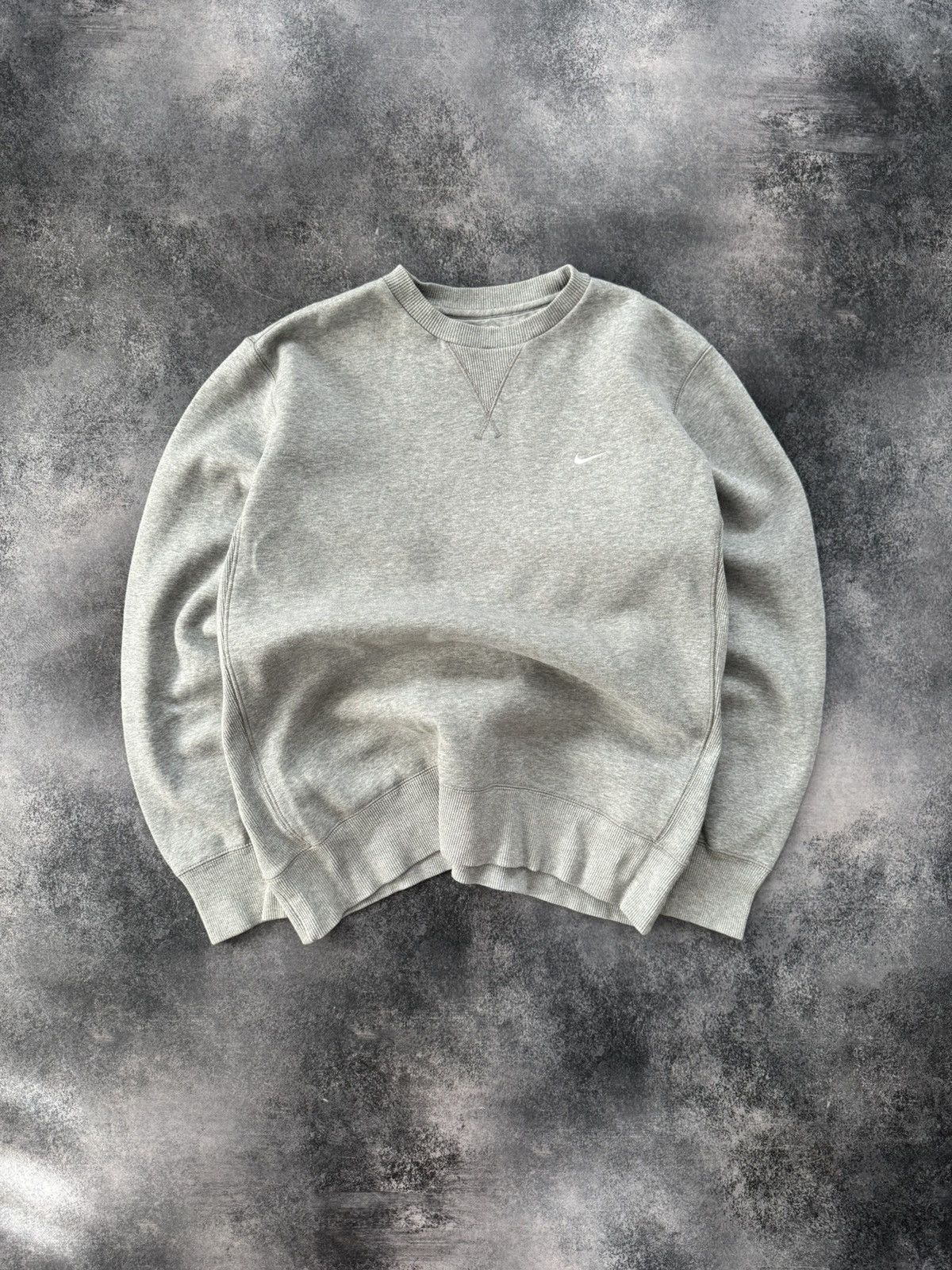 Nike Vintage Nike Boxy Y2K Crewneck Sweatshirt mini swoosh y2k Size US XL / EU 56 / 4 - 1 Thumbnail