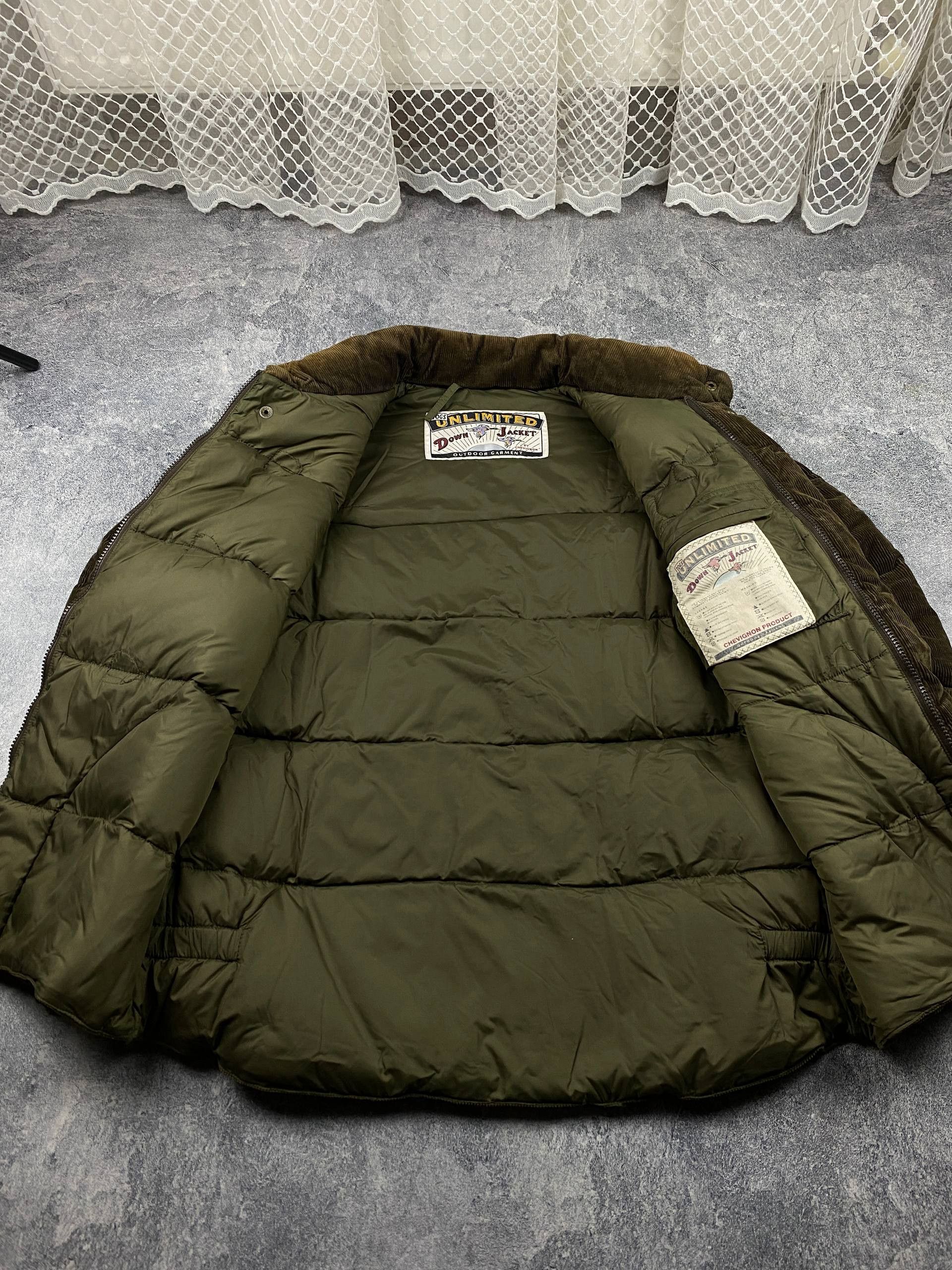 Chevignon Vintage Chevignon Togs Puffer Jacket Down Boxy Cropped Short Size US L / EU 52-54 / 3 - 4 Thumbnail