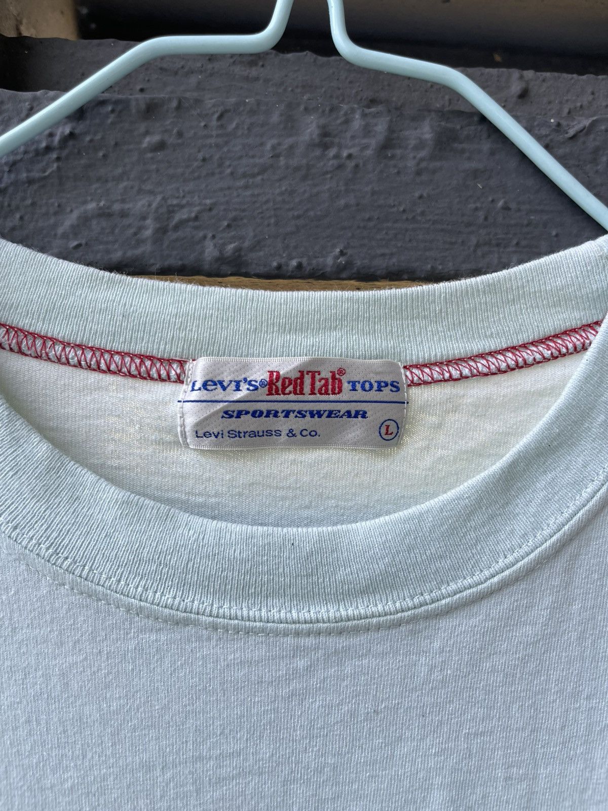 Levi's Levis Red Tab t-shirt Size US L / EU 52-54 / 3 - 3 Thumbnail