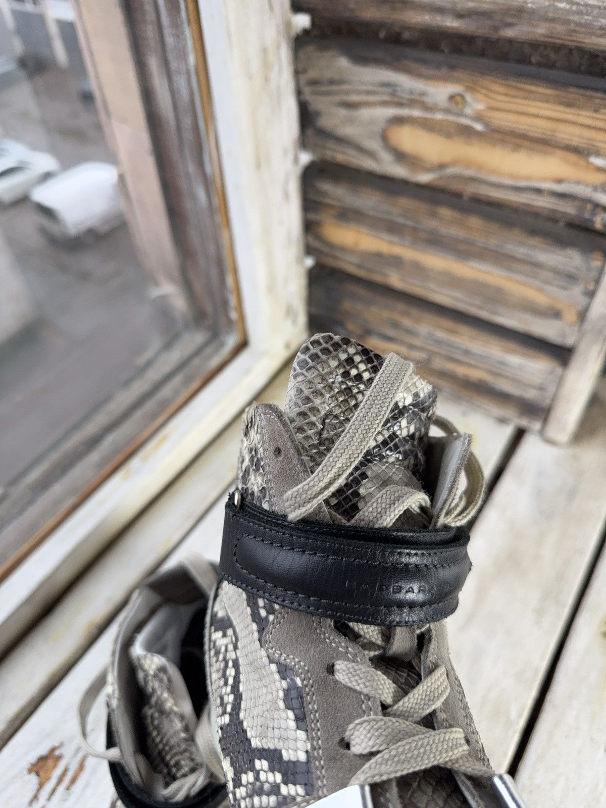 Barbara Bui Luxury Barbara Bui Python Embossed High Top Sneakers Size US 10.5 / IT 40.5 - 18 Thumbnail