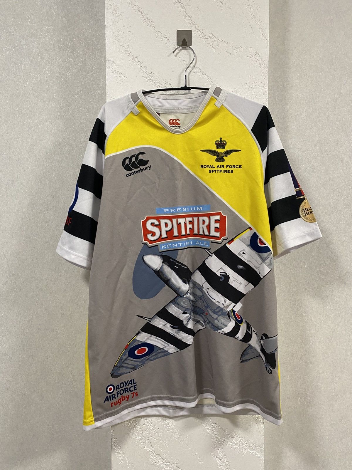 Canterbury of New Zealand Canterbury Raf Royal Air Force Spitfires Rugby 2014 Jersey Size US L / EU 52-54 / 3 - 1 Thumbnail