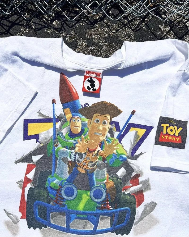 Vintage VINTAGE Disney Shirt Adult Large Toy Story Woody Size US L / EU 52-54 / 3 - 5 Thumbnail