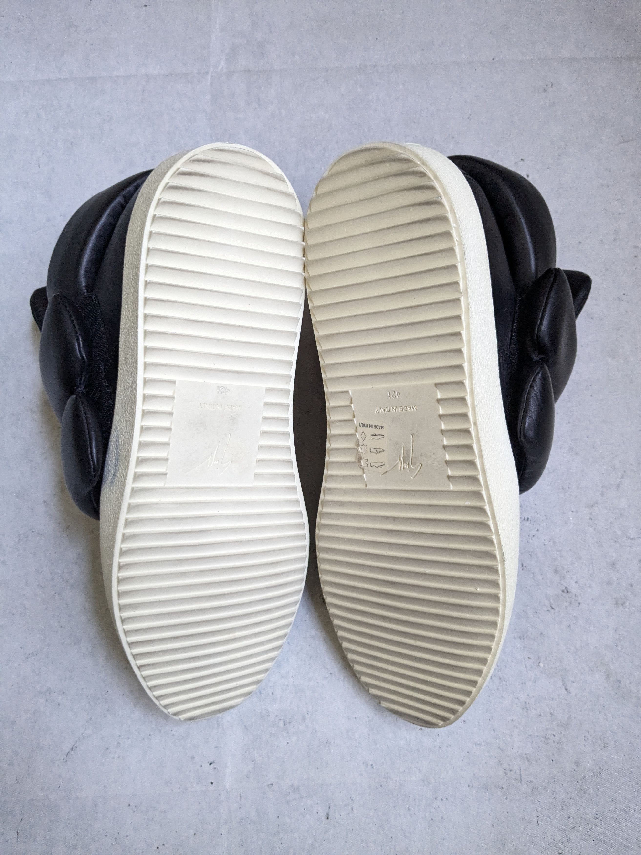 Giuseppe Zanotti Giuseppe Zanotti Puffy Strap Sneakers Black 9.5 Kid Cudi Size US 9.5 / EU 42-43 - 11 Thumbnail