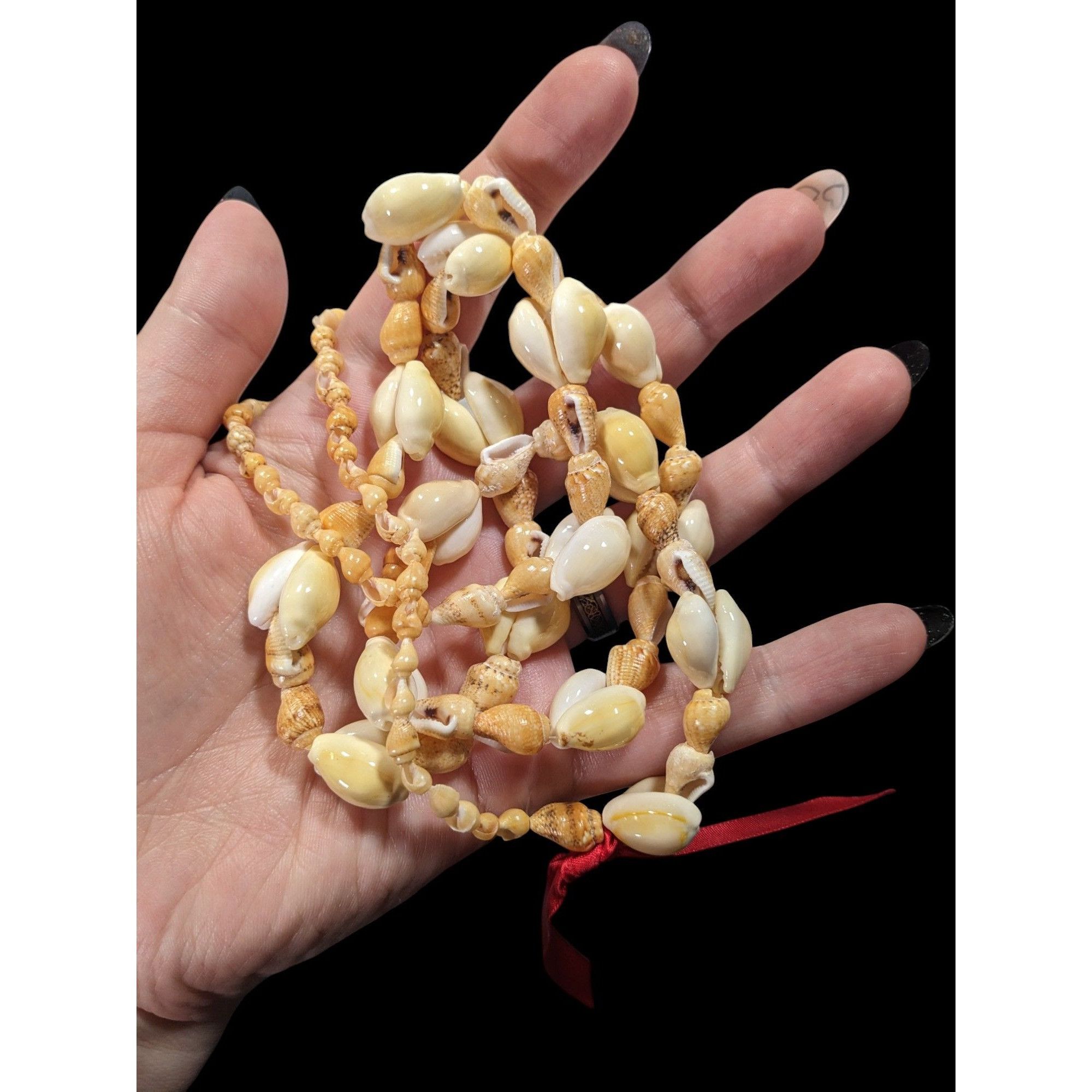 Other Summery Genuine Seashell Beaded Necklace With Red Ribbon Acc Size ONE SIZE - 5 Thumbnail