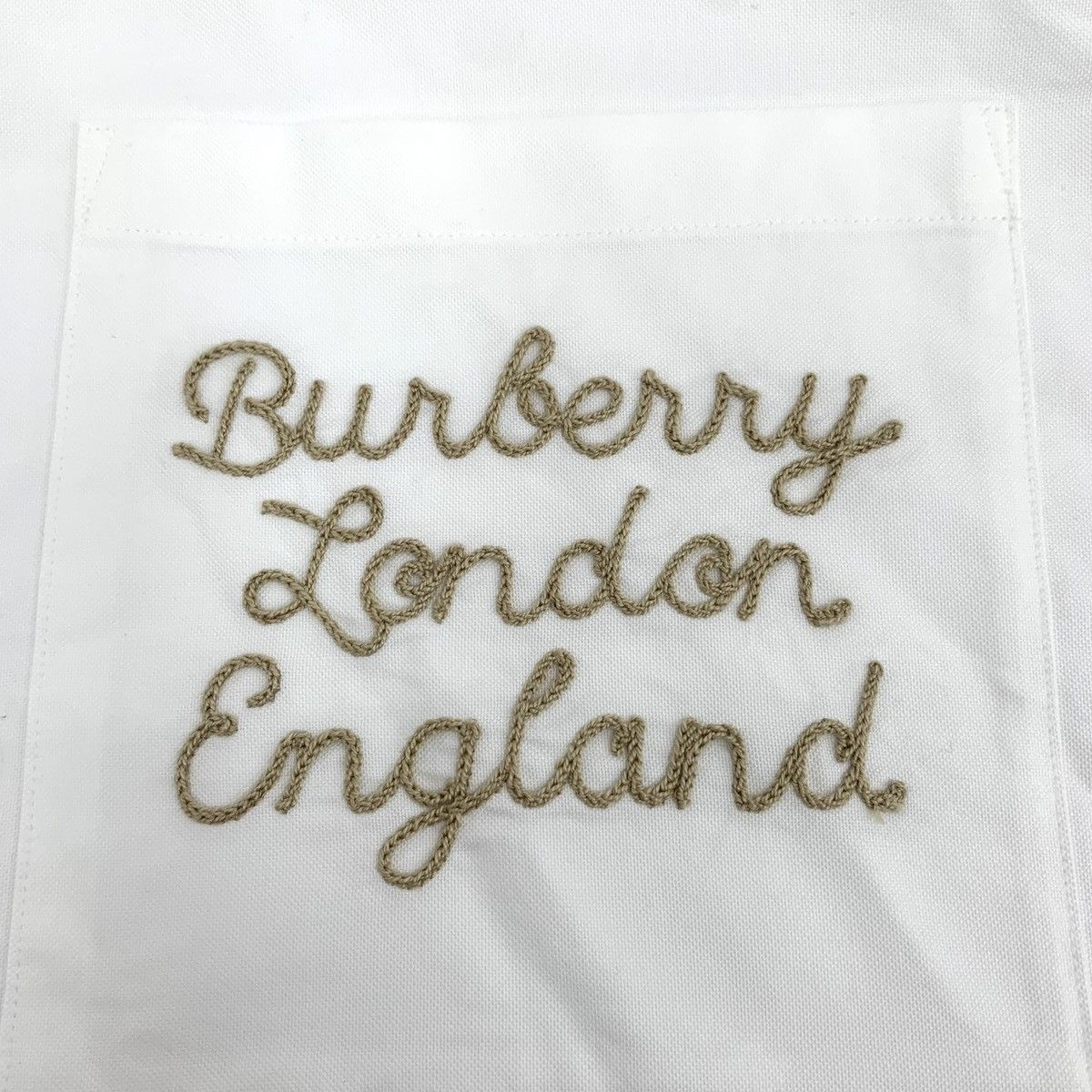 Burberry Burberry White Logo Letter Cotton Long Sleeve Shirt K26WX Size US XL / EU 56 / 4 - 5 Thumbnail