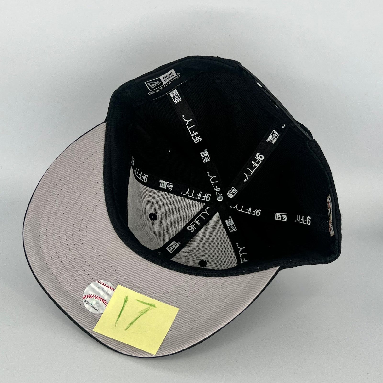 New Era White/Gray Seattle Marinas 20th Anniversary New Era MLB Size ONE SIZE - 3 Thumbnail