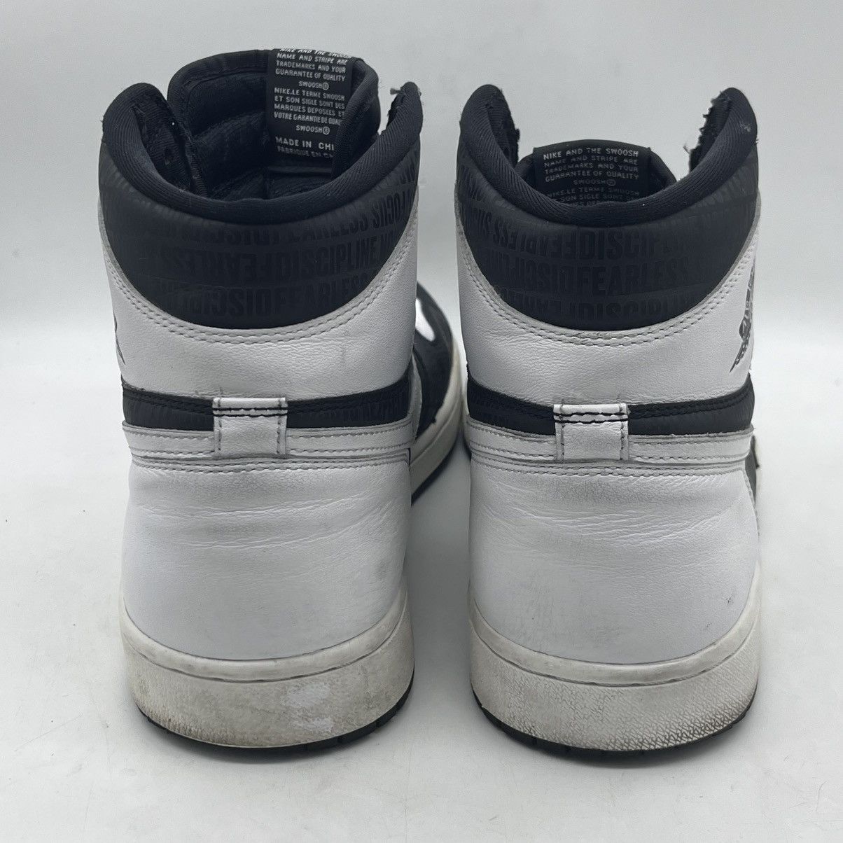 Jordan Brand Nike Air Jordan 1 Retro OG High Yankees Derek Jeter Re2pect Size US 12 / EU 45 - 7 Thumbnail