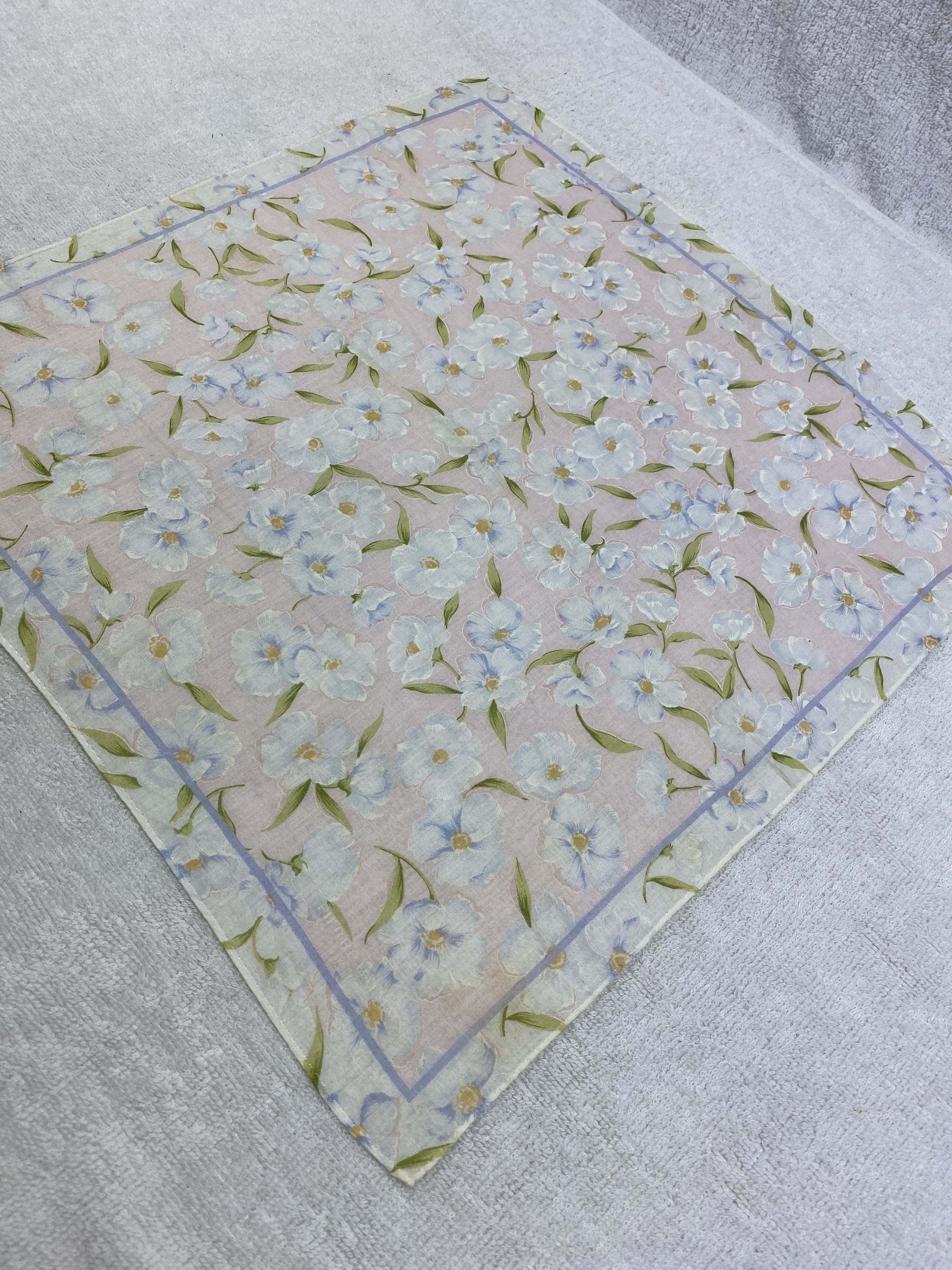 Pierre Balmain Pierre Balmain Handkerchief / Bandana / Neckerchief Size ONE SIZE - 4 Thumbnail