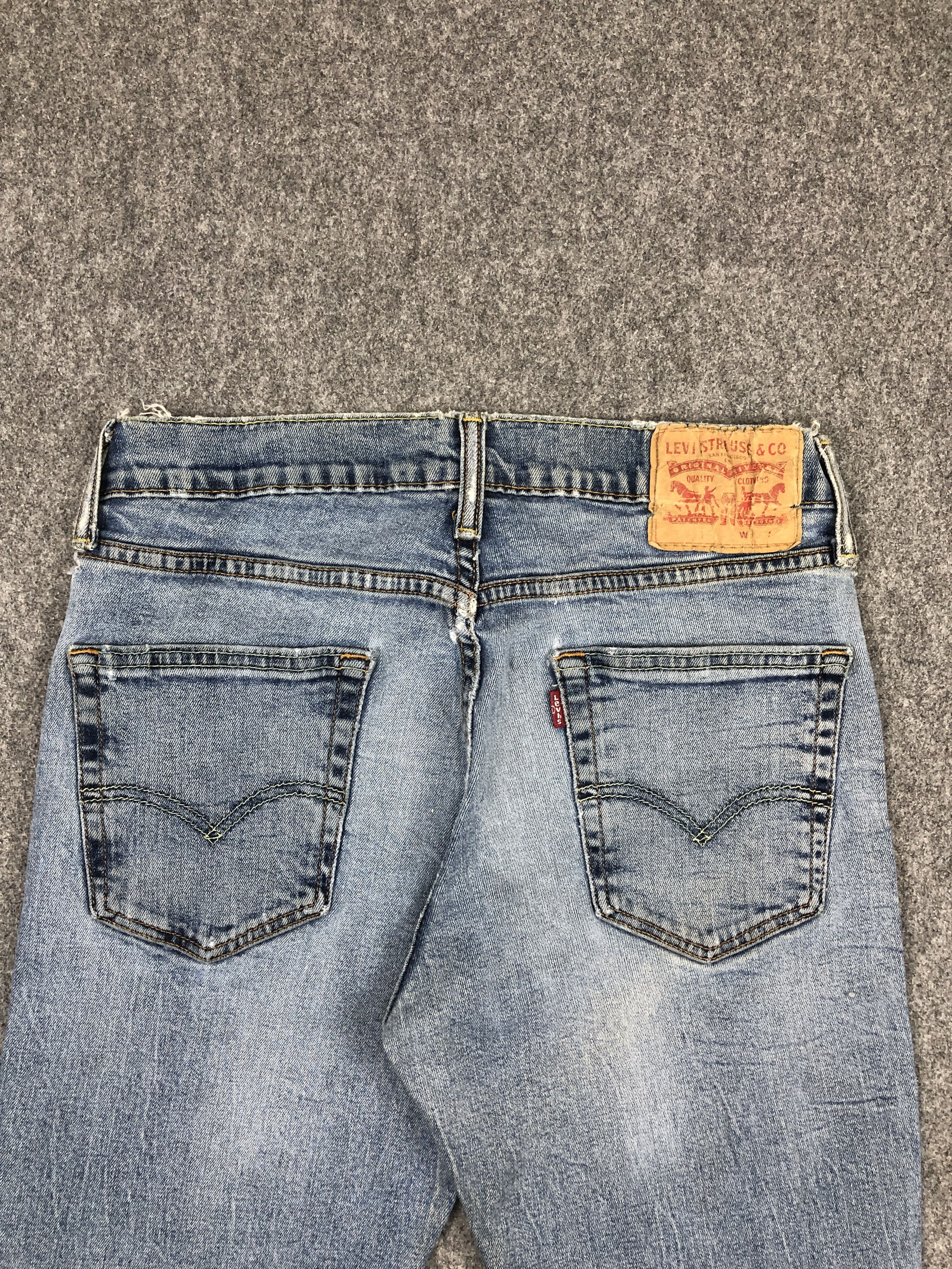 Levi's Vintage Levis 511 Faded Blue Denim DP2371 Size US 28 / EU 44 - 4 Thumbnail