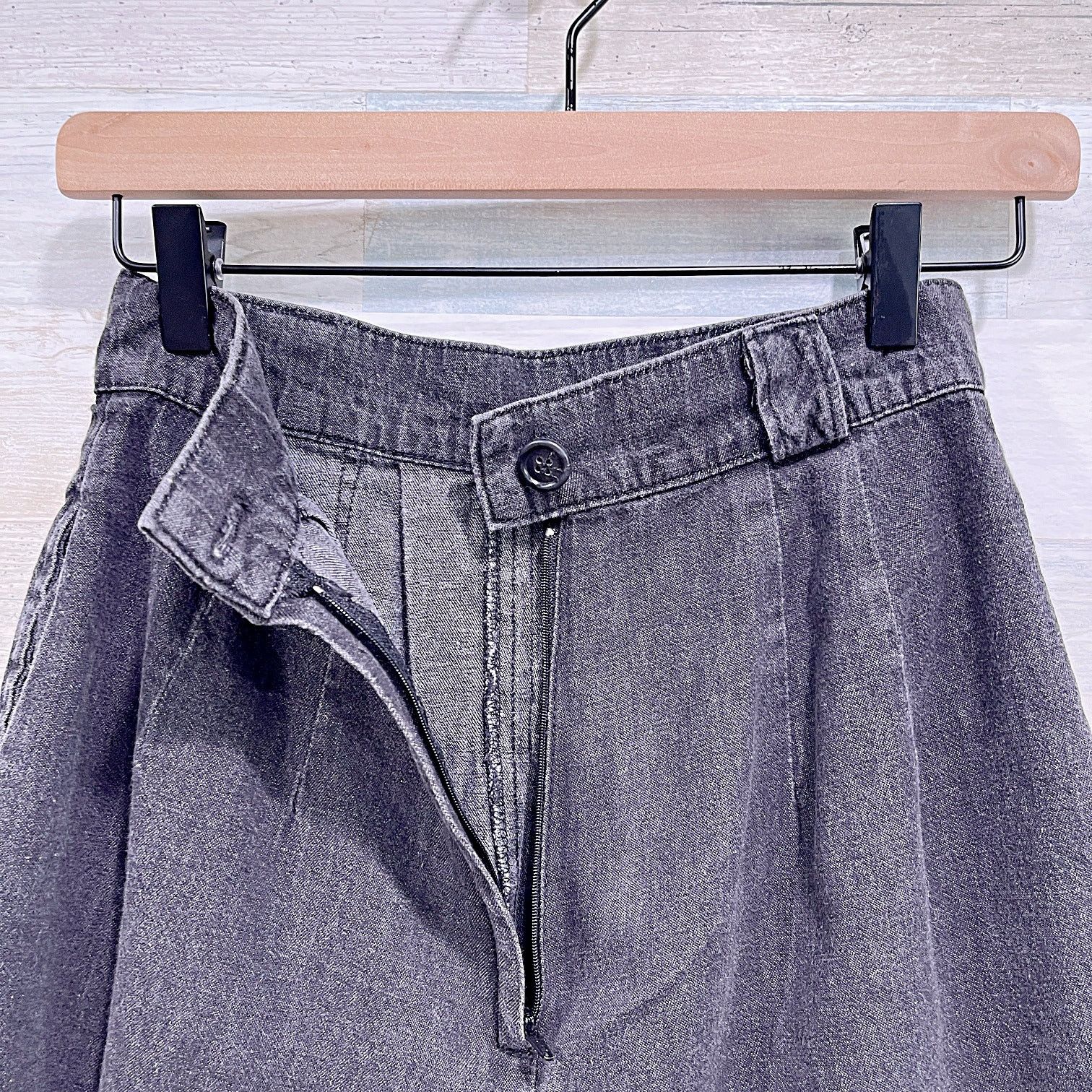 Gotcha × Vintage GOTCHA COVERED Vintage Pleated A Line Shorts Black Womens 6 Size 28" / US 6 / IT 42 - 3 Thumbnail