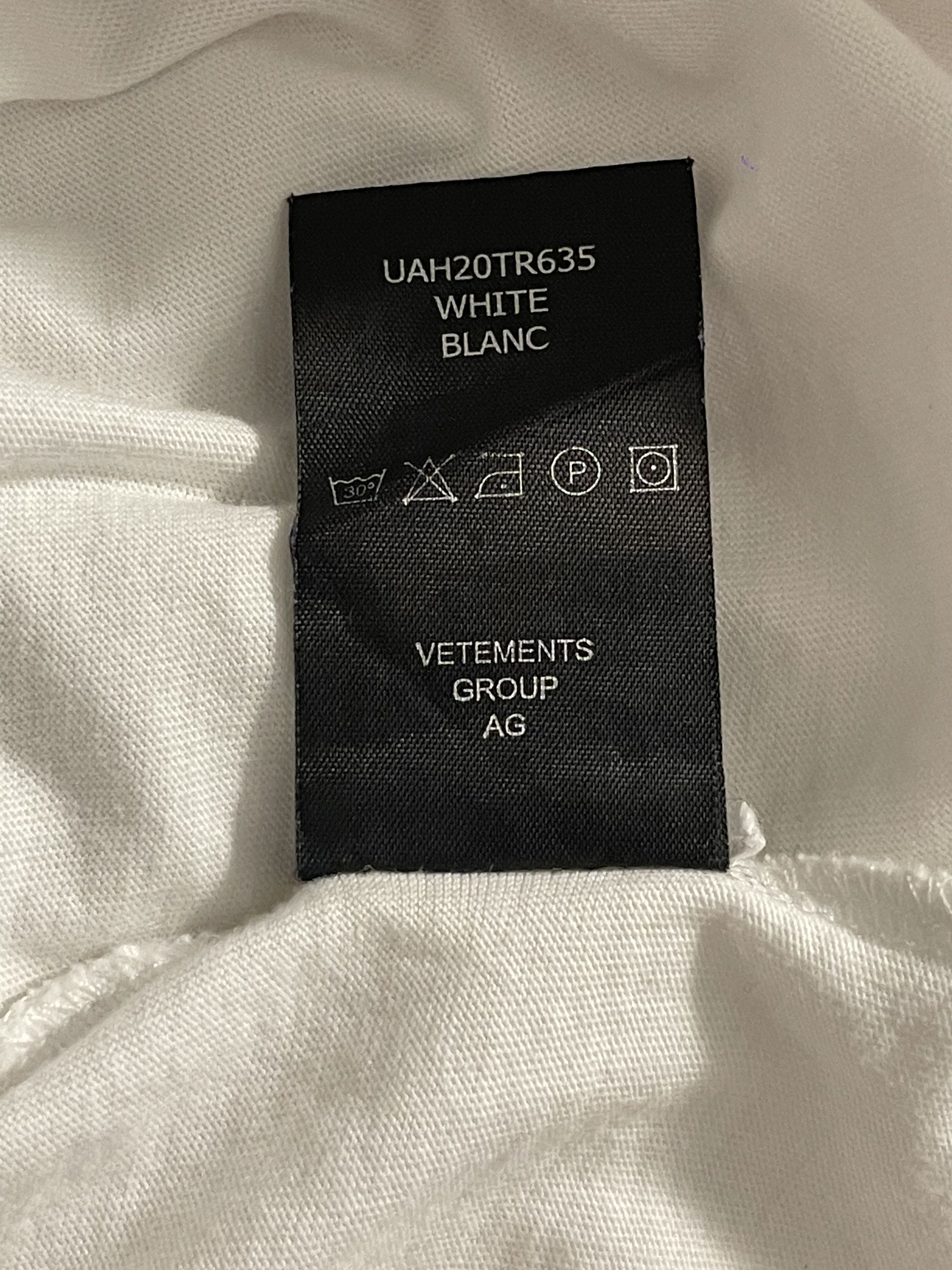 Vetements (Ultra Rare) Vetements 19fw loading pattern white. t shirt Size US S / EU 44-46 / 1 - 7 Thumbnail