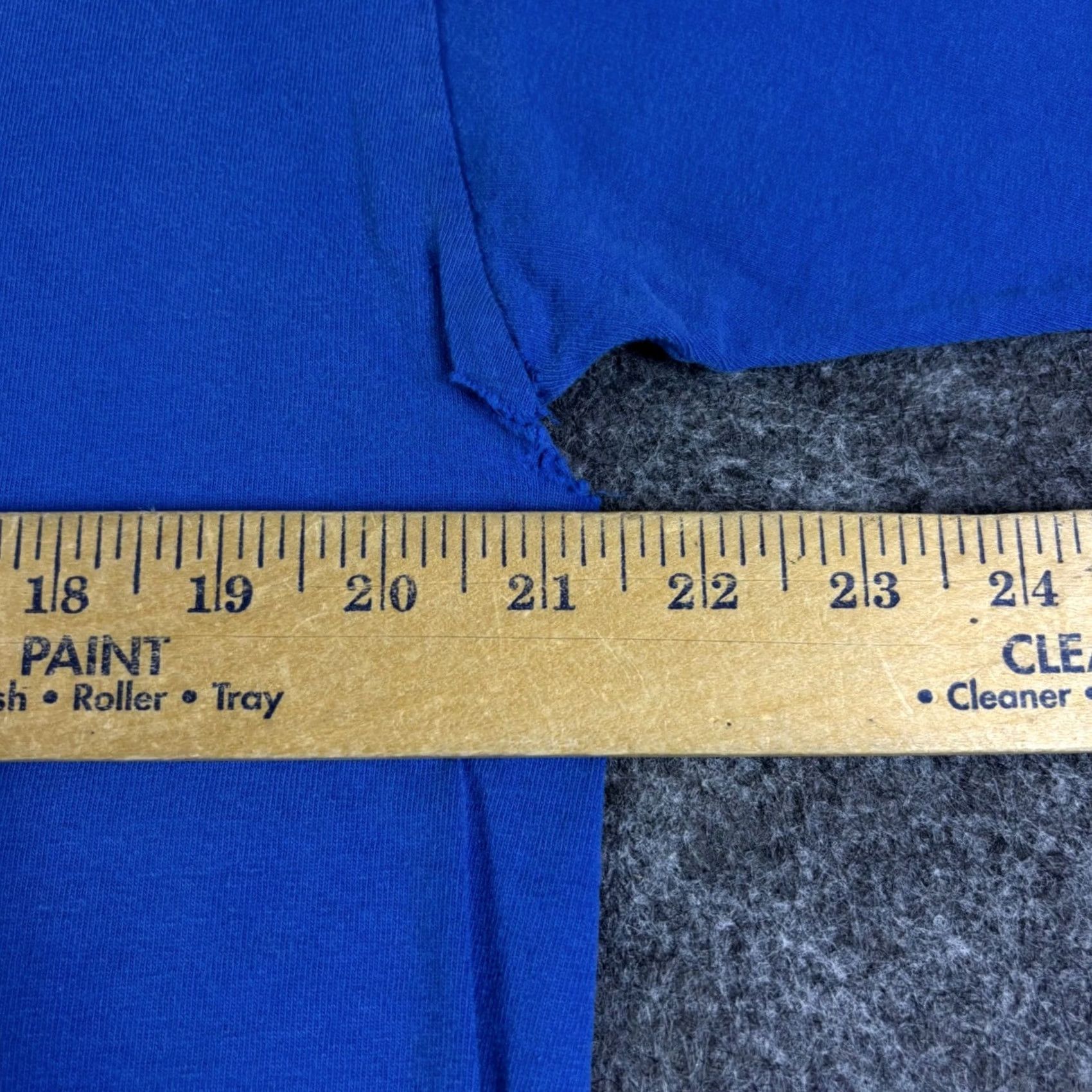 Anvil VINTAGE SeaWorld Whale Graphic T-Shirt Blue Distressed Anvil Tag Mens Large Beach Grunge 1990s Graphic Tee Mens L Blue Distressed SeaWorld Whale Size US L / EU 52-54 / 3 - 3 Thumbnail